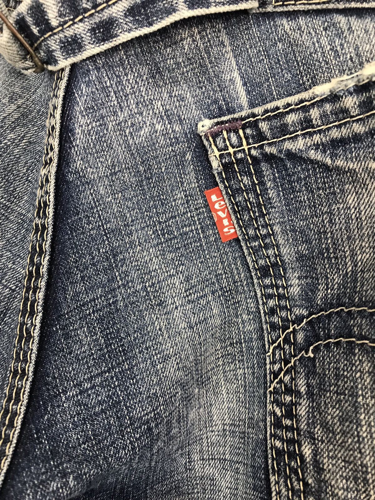 Levi's Vintage Levis Distressed Design Buckle Back Denim Jeans Size US 33 - 12 Thumbnail