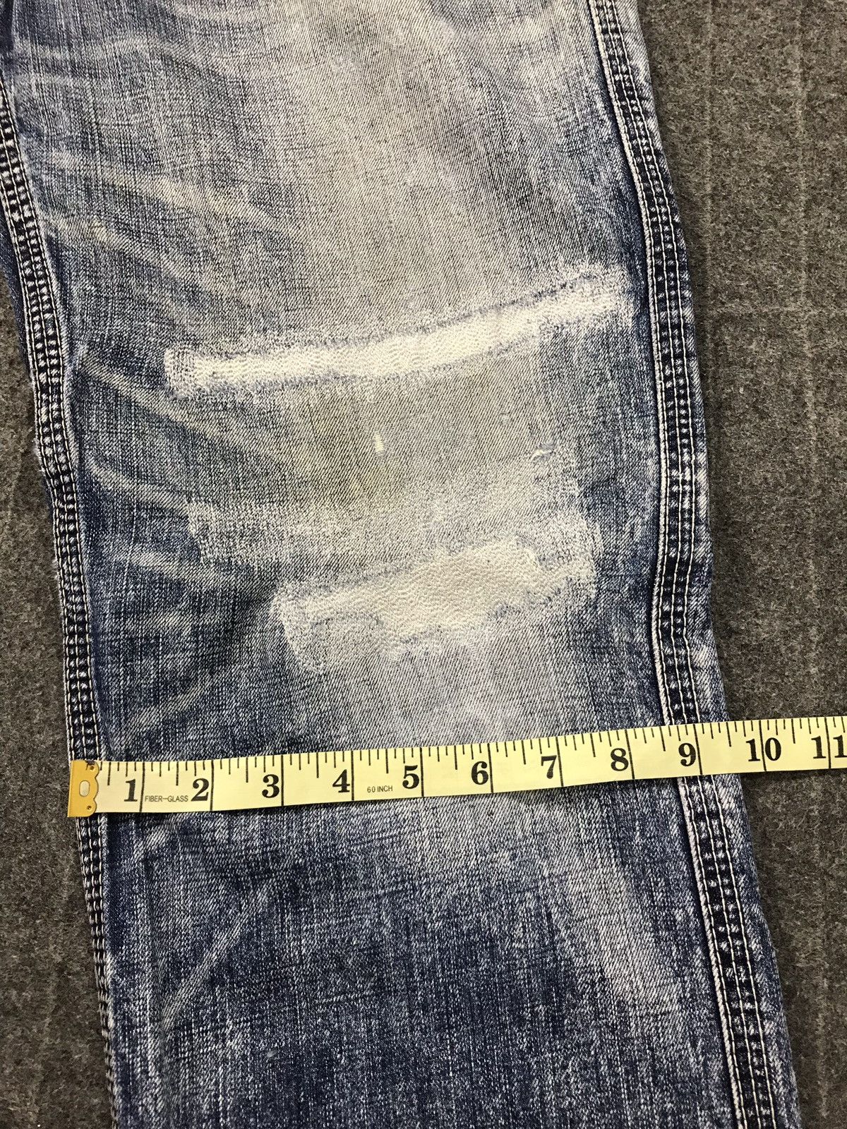 Levi's Vintage Levis Distressed Design Buckle Back Denim Jeans Size US 33 - 22 Thumbnail