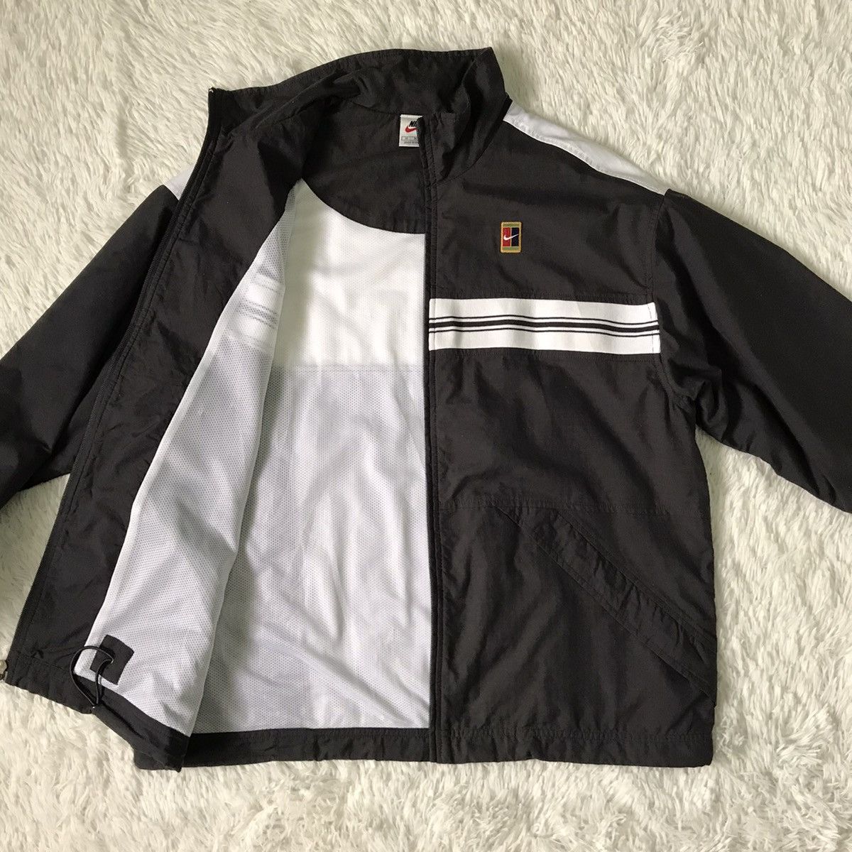 Nike Vtg 90s Nike Court Small Logo Jacket Size US M / EU 48-50 / 2 - 13 Thumbnail