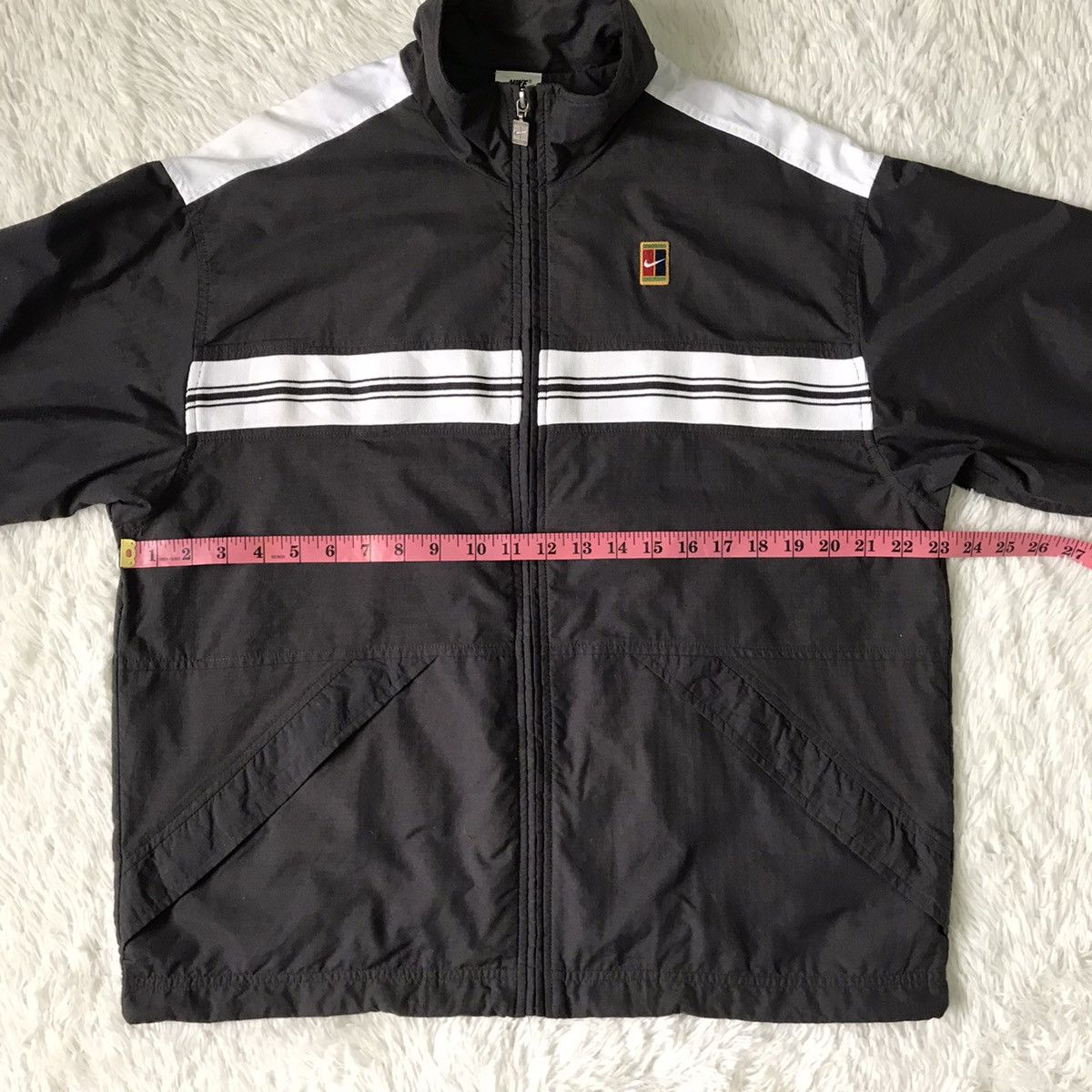 Nike Vtg 90s Nike Court Small Logo Jacket Size US M / EU 48-50 / 2 - 22 Thumbnail