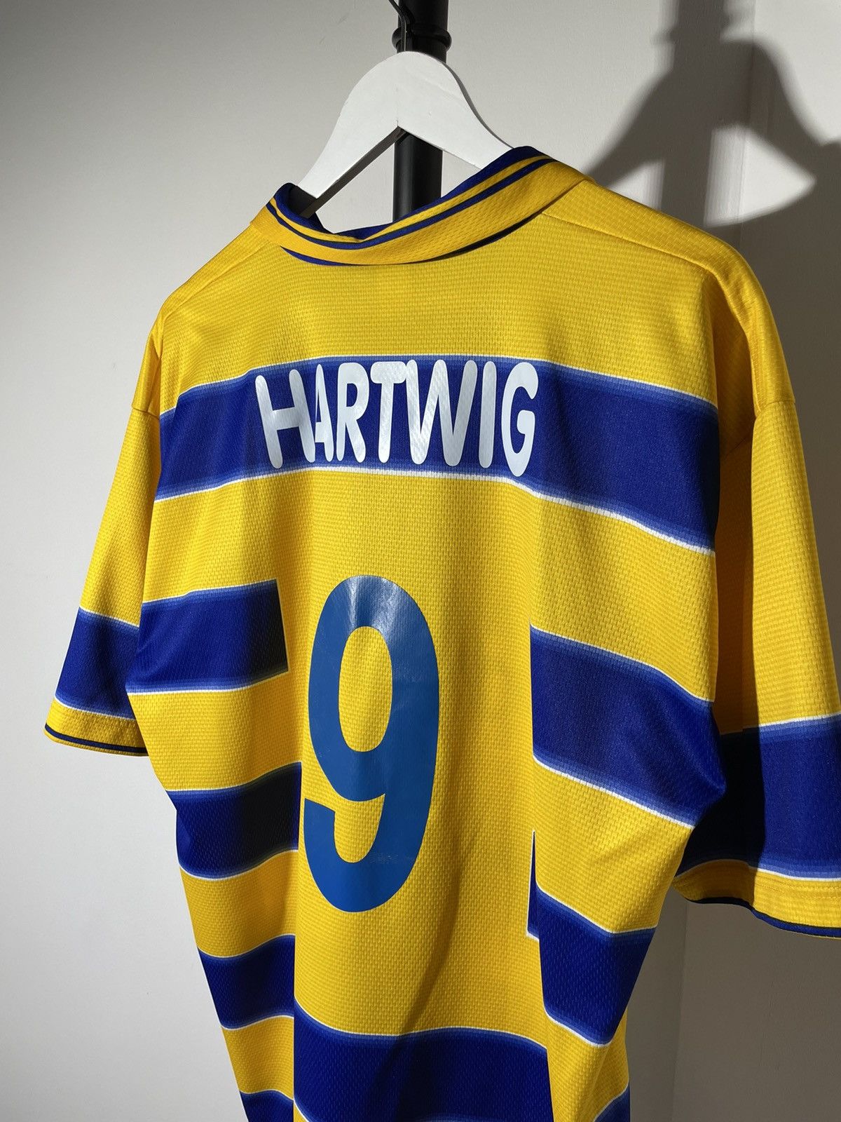Vintage PARMA #9 HARTWIG Home Fan Version Jersey Shirt Size US XL / EU 56 / 4 - 9 Thumbnail