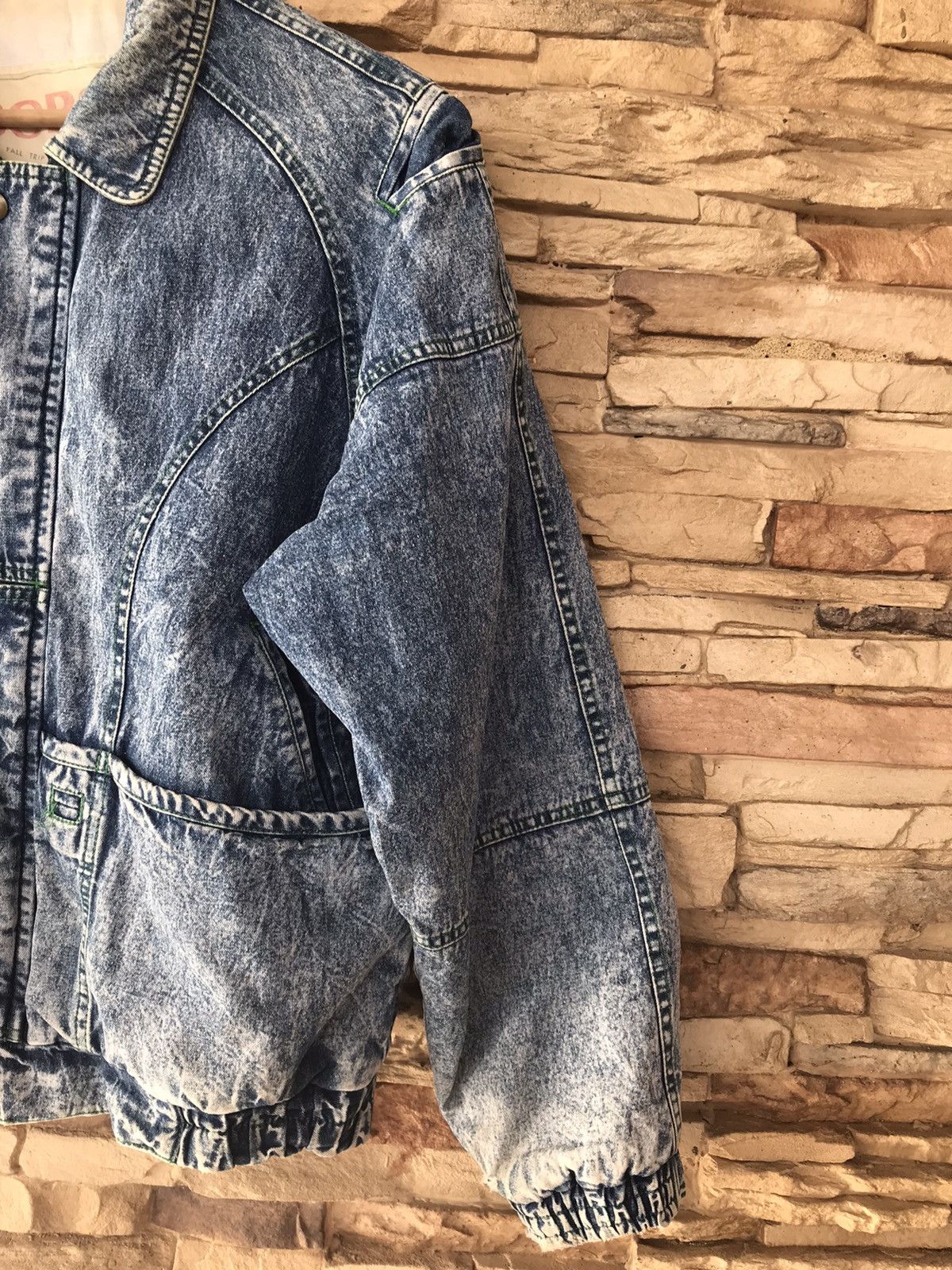 Vintage Vintage 80s Bobson Acid Wash Denim Down Bomber JackeT Size US L / EU 52-54 / 3 - 3 Thumbnail