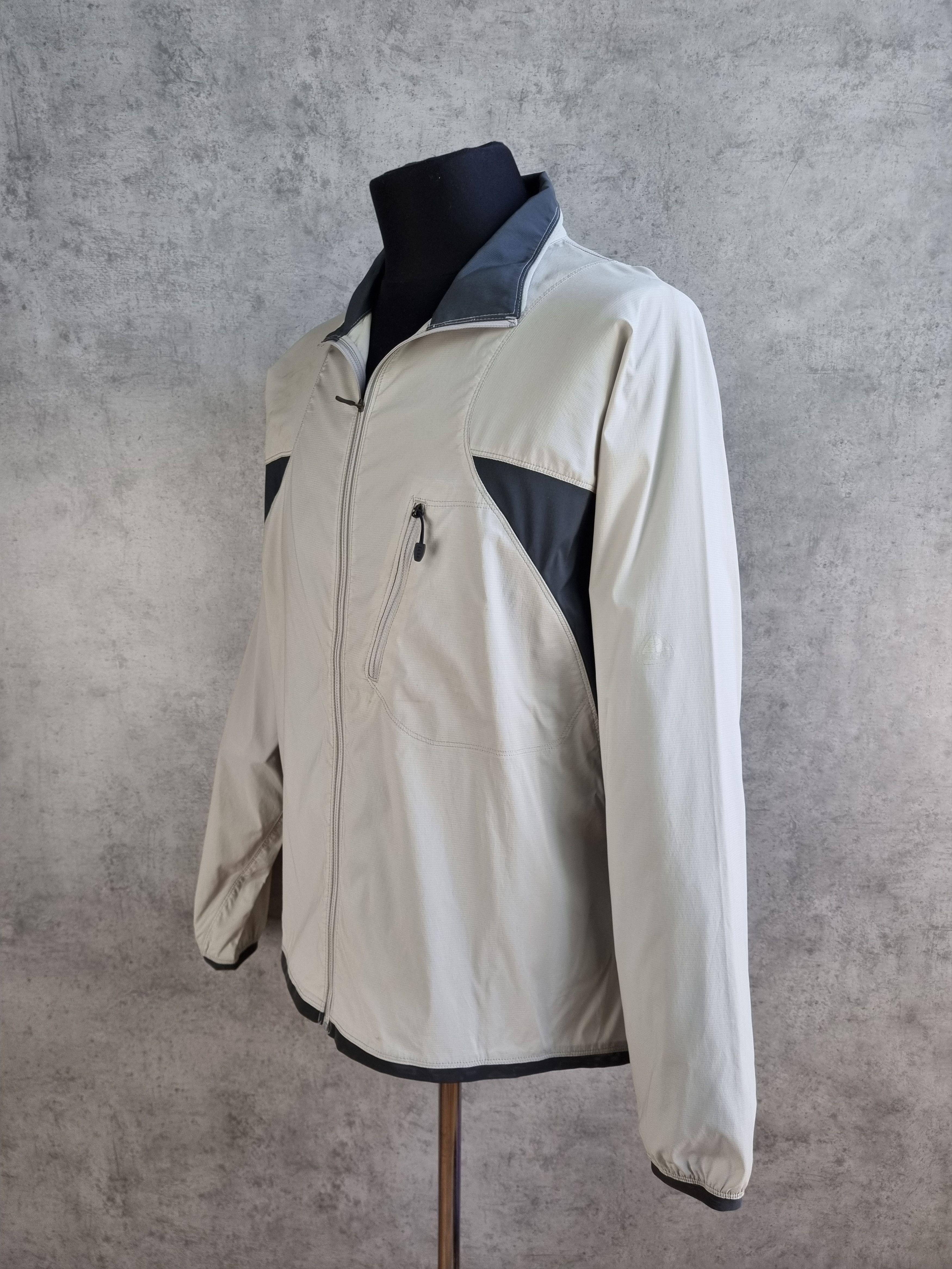 Nike × Nike ACG Nike ACG Very Light Jacket Size US XL / EU 56 / 4 - 3 Thumbnail