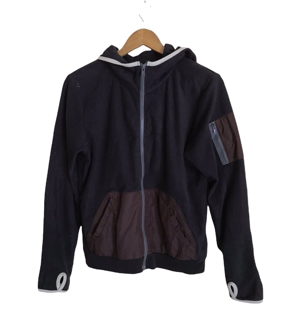 Undercover × Uniqlo UNIQLO UNDERCOVER FLEECE JACKET HOODIE Size US S / EU 44-46 / 1 - 1 Thumbnail