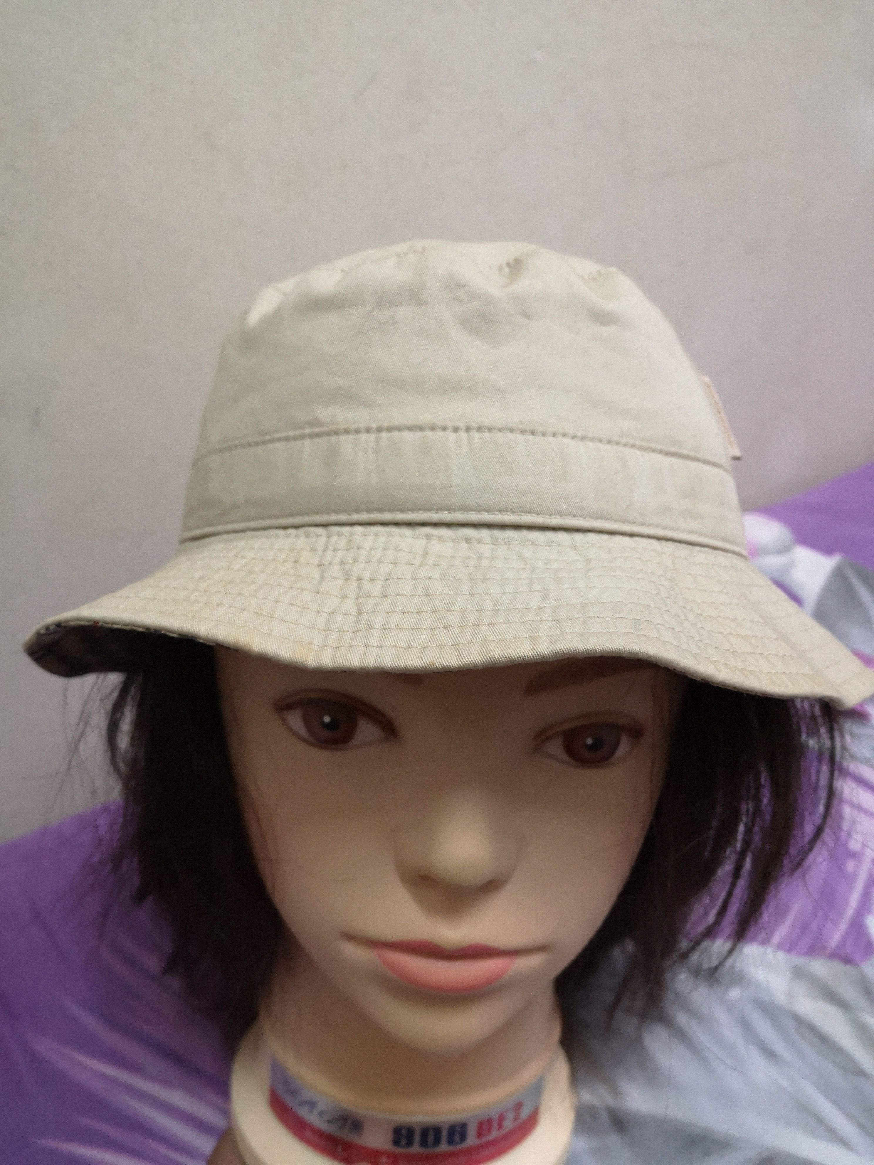 Burberry Burberry Nova Check Reversible Hats Size ONE SIZE - 6 Thumbnail