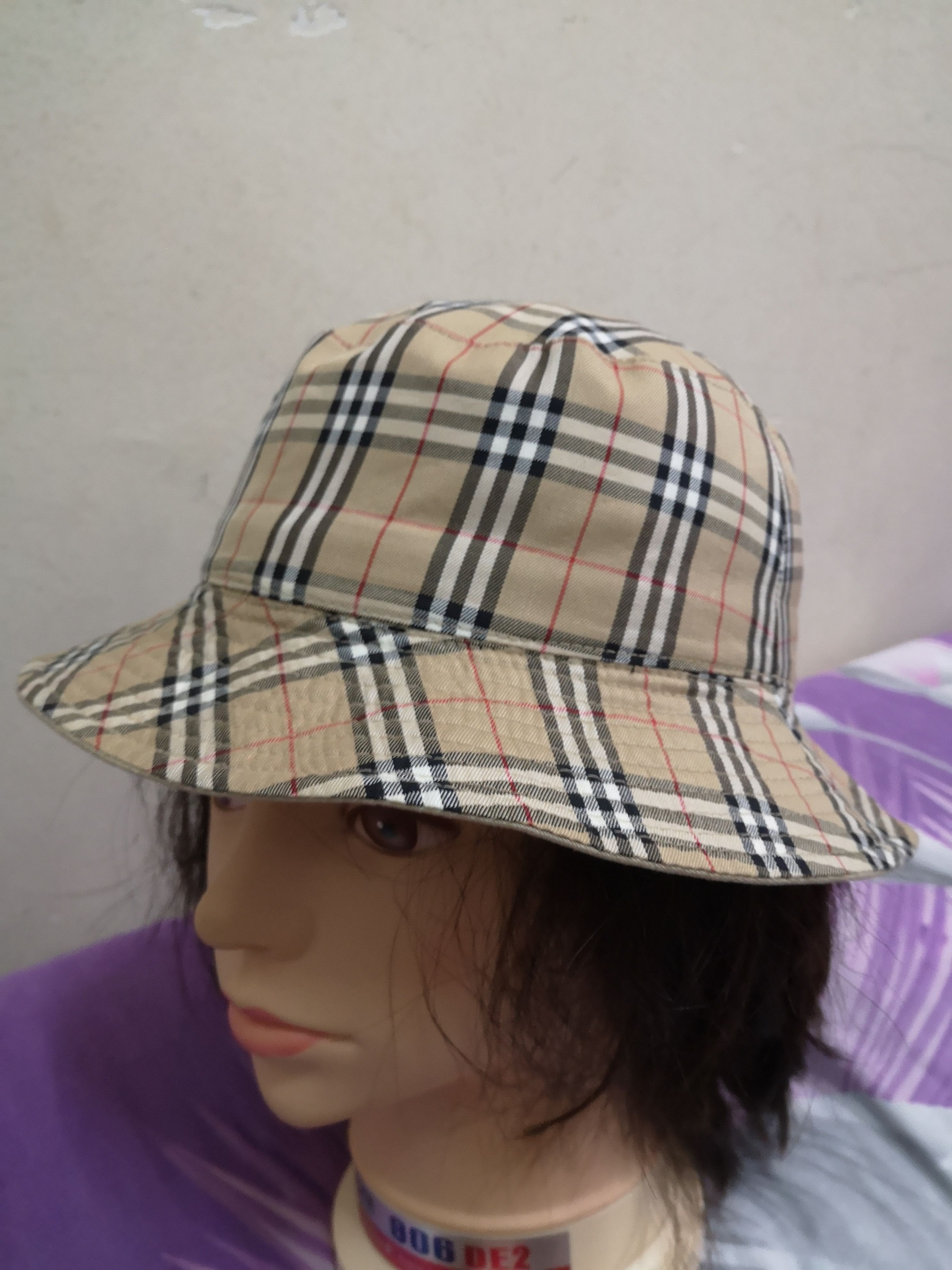 Burberry Burberry Nova Check Reversible Hats Size ONE SIZE - 1 Thumbnail