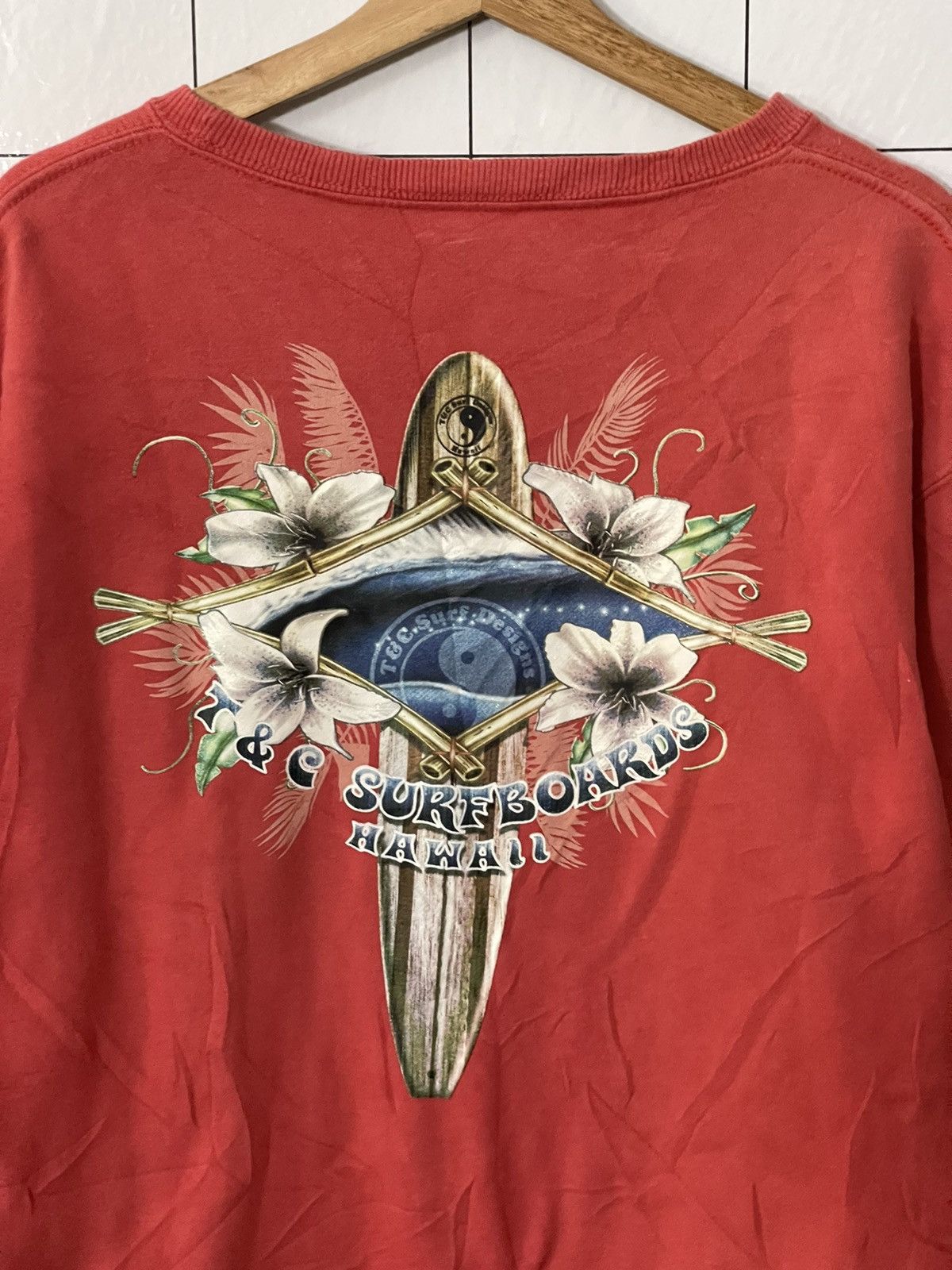 Vintage Vintage T&C Surf Boards Hawaii Big Logo Sweatshirt Size US XL / EU 56 / 4 - 2 Thumbnail