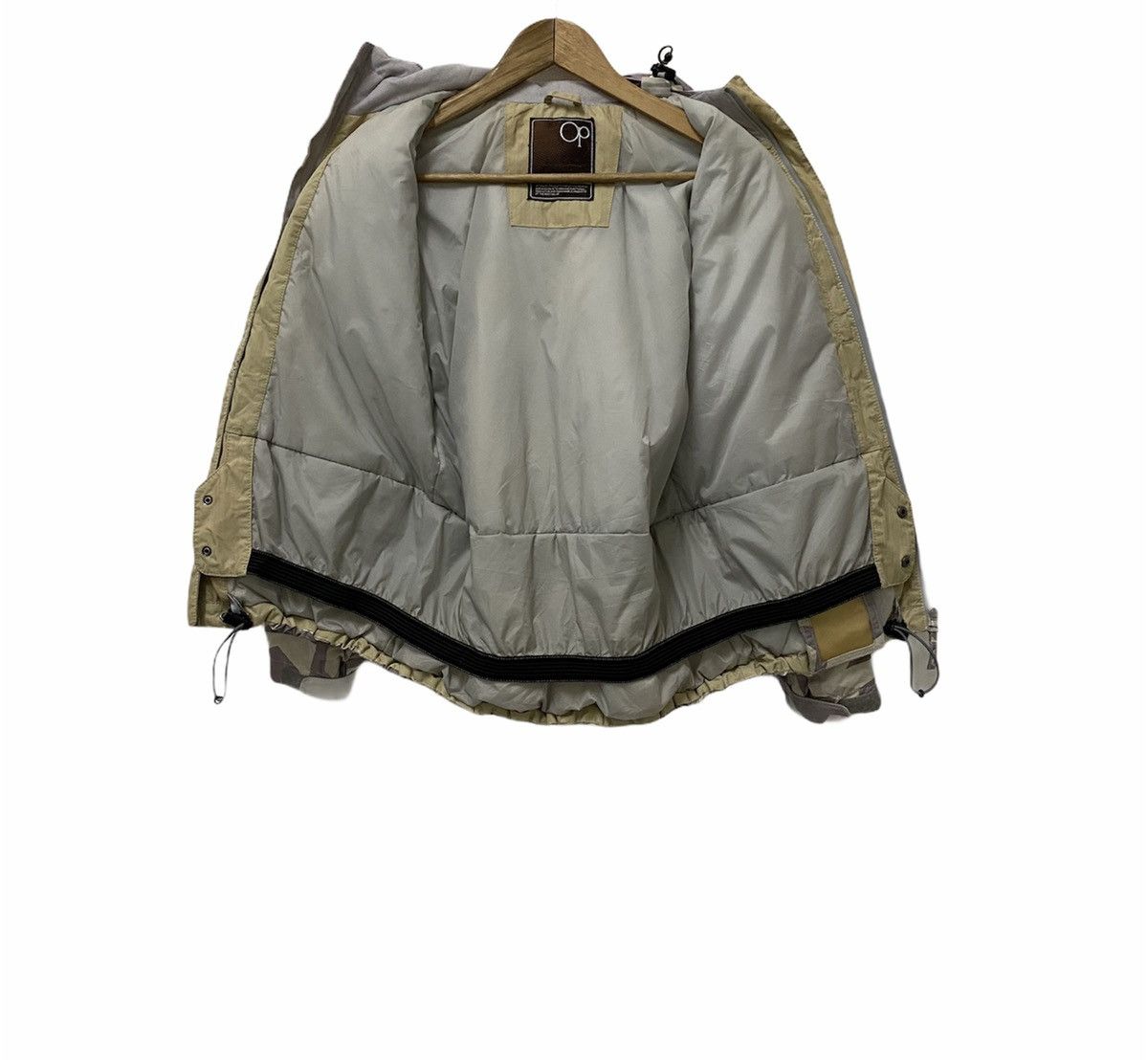 Japanese Brand × Vintage MILITARY CAMOUFLAGE MULTI POCKET PUFFER JACKET Size US S / EU 44-46 / 1 - 6 Thumbnail