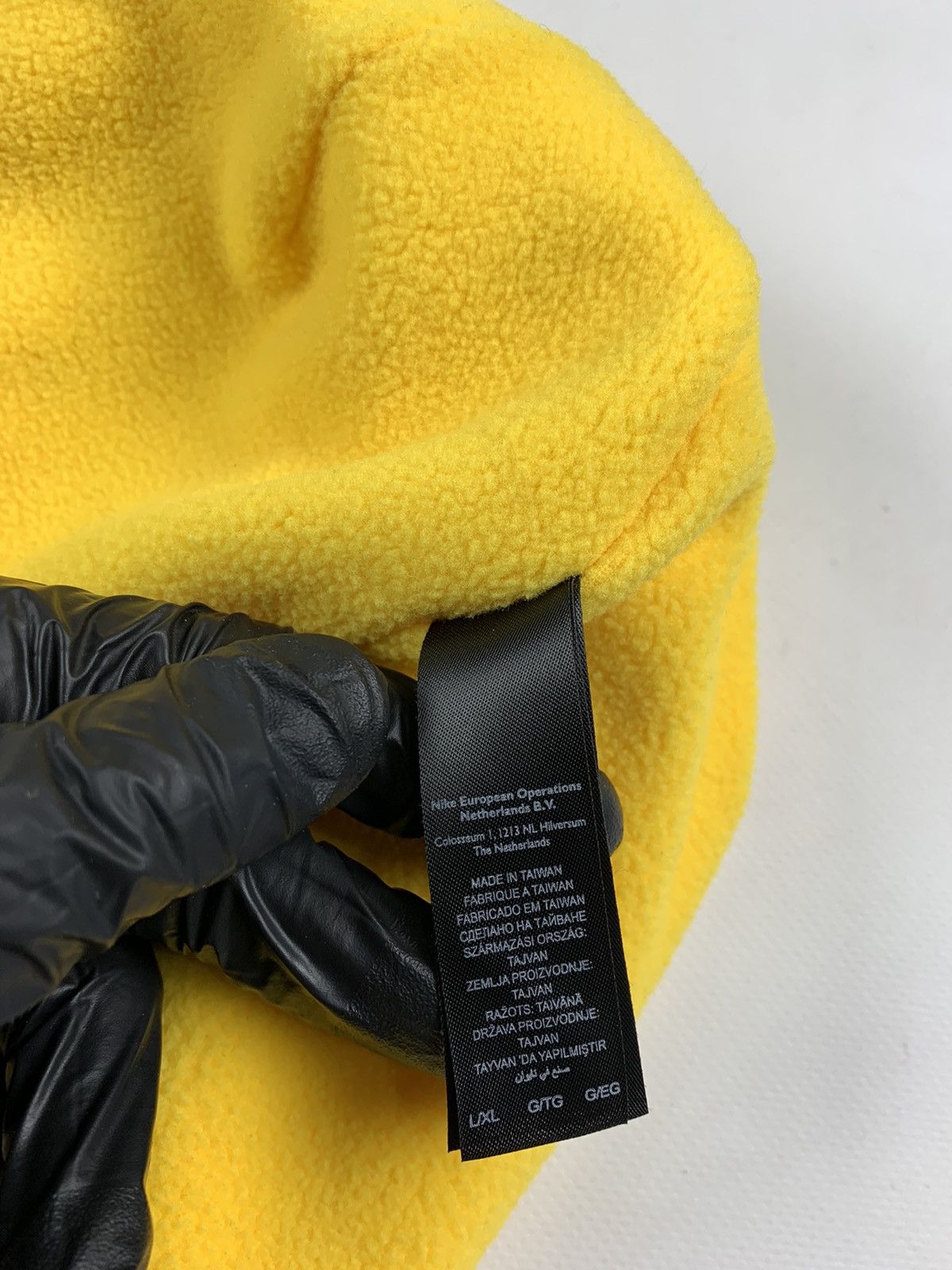 Nike ACG Nike ACG Yellow Knit Winter Fleece Hats Size ONE SIZE - 13 Thumbnail