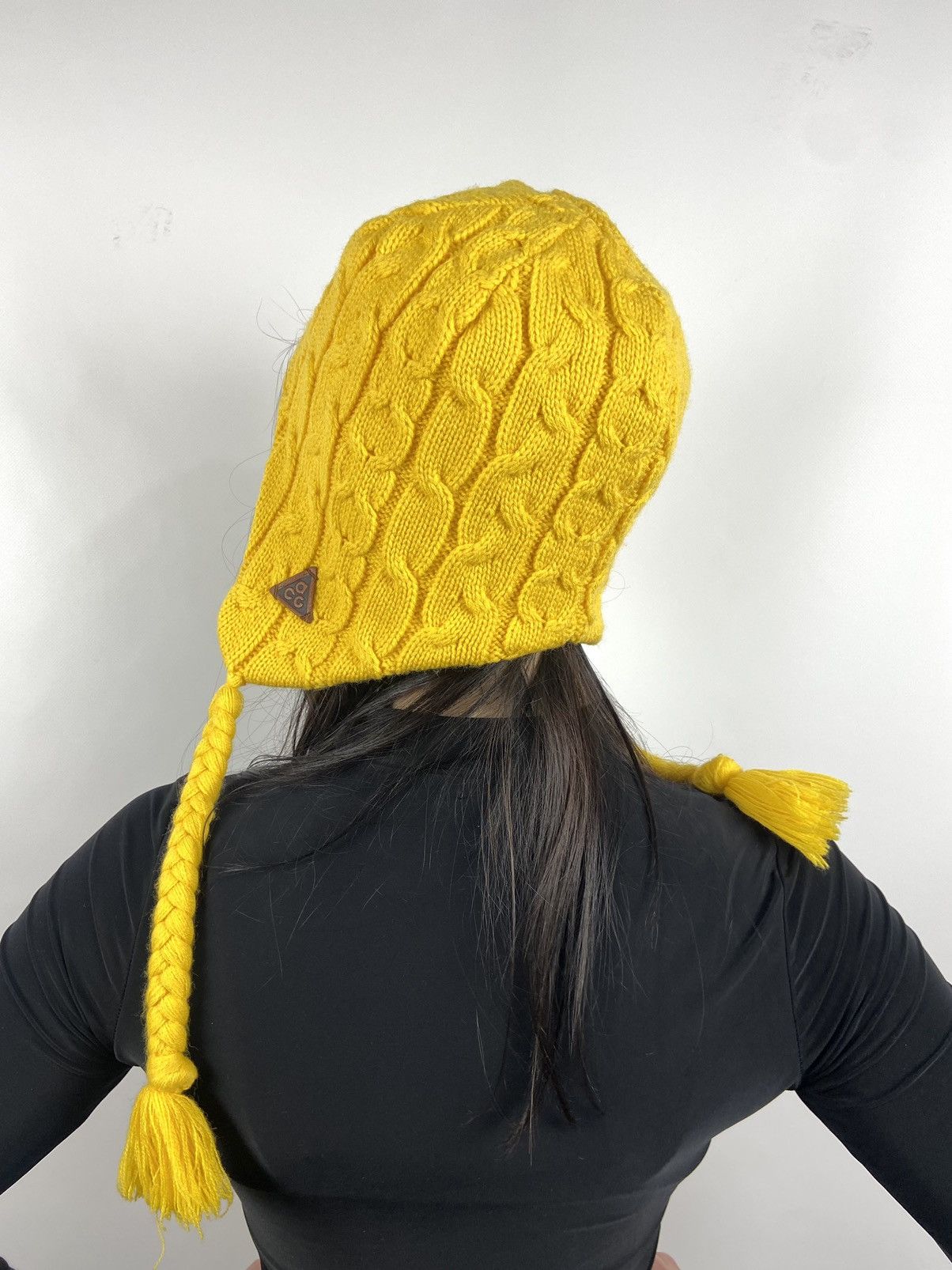 Nike ACG Nike ACG Yellow Knit Winter Fleece Hats Size ONE SIZE - 2 Thumbnail