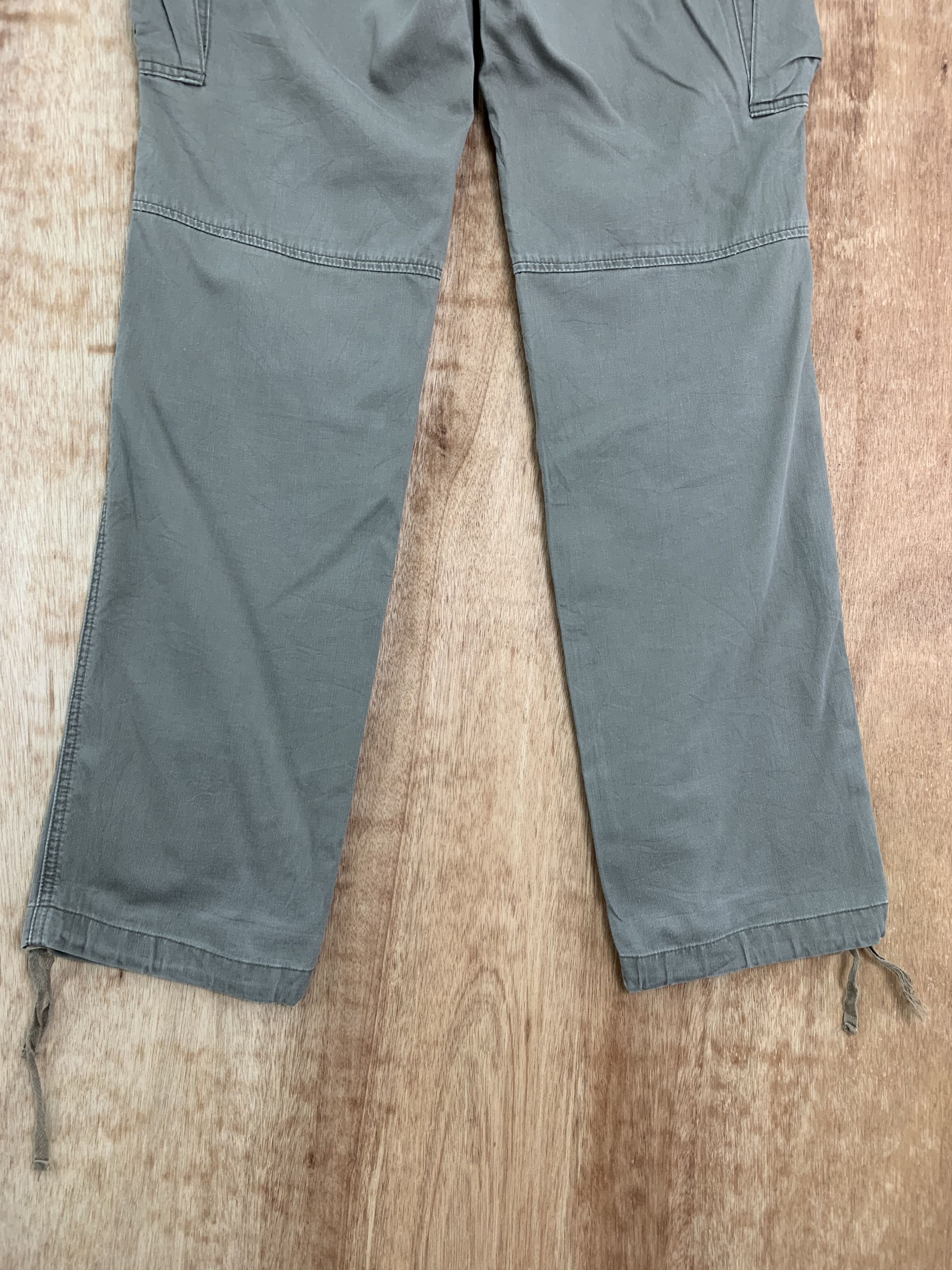 LOWRYS FARM Cargo Pants Lowrs Farm Multipocket Travis Scott Style Size US 27 - 12 Thumbnail