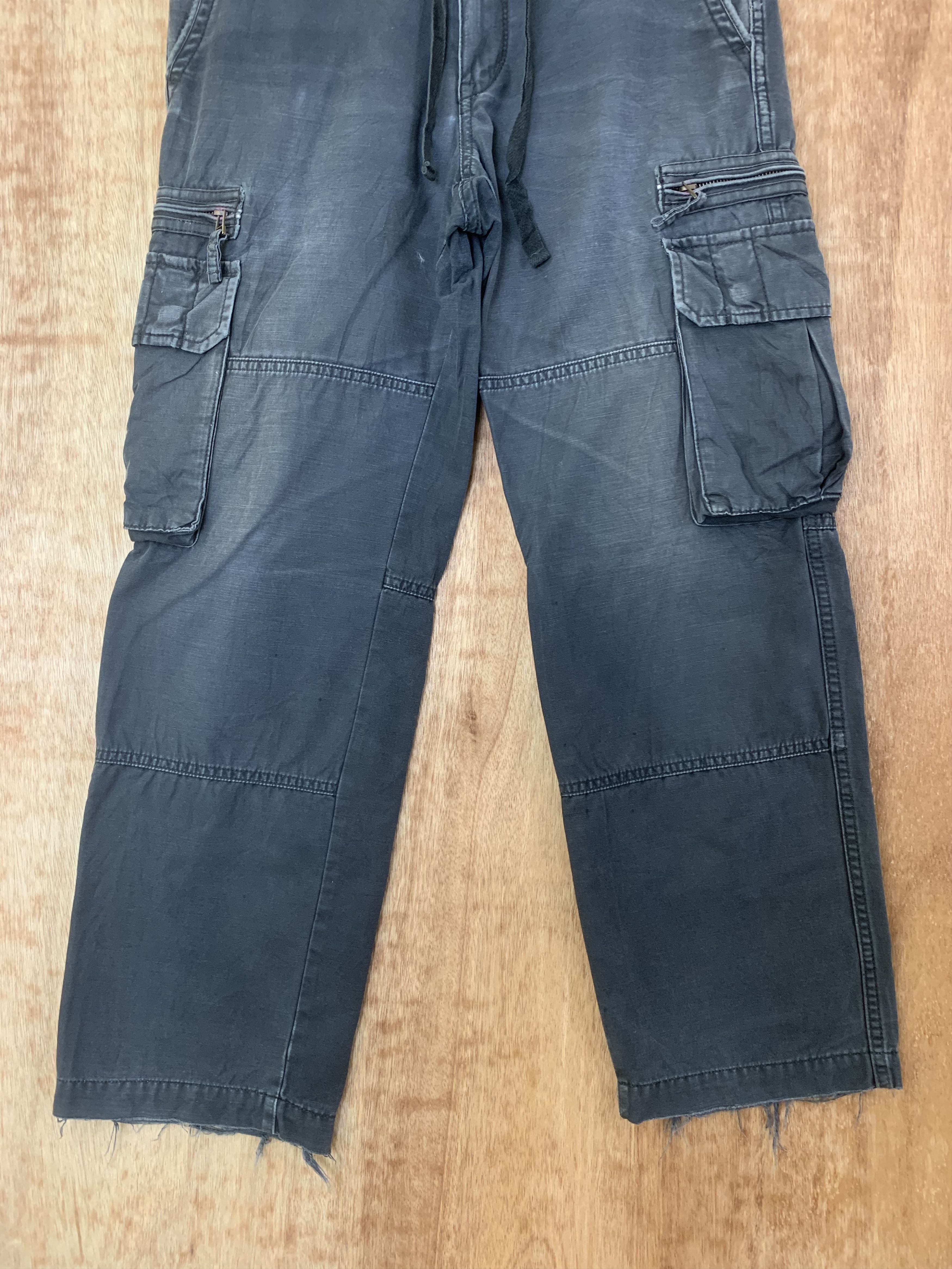 Japanese Brand Cargo Pants Uniqlo Multipocket Dark Blue Streetwear Size US 30 / EU 46 - 4 Thumbnail