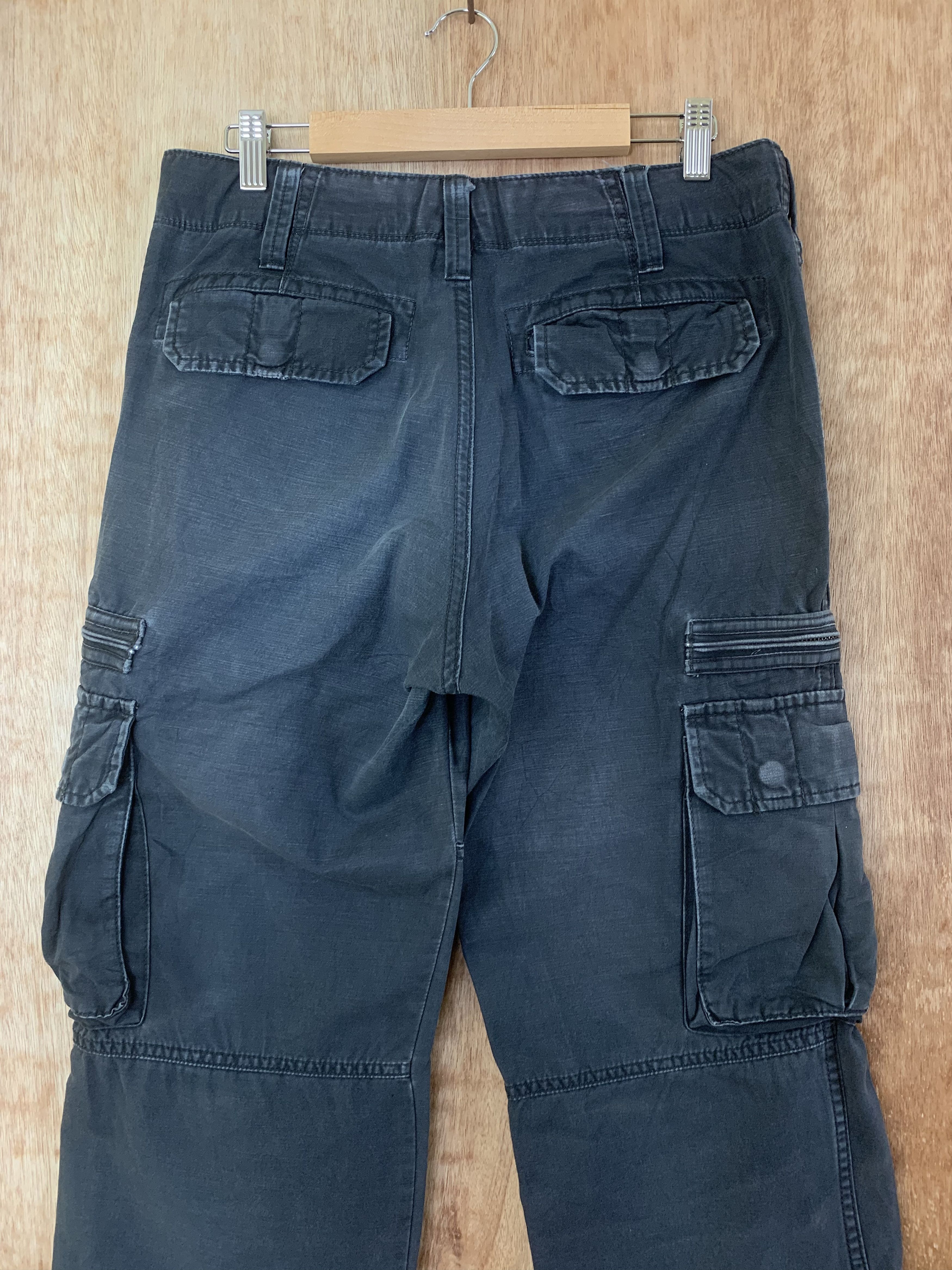 Japanese Brand Cargo Pants Uniqlo Multipocket Dark Blue Streetwear Size US 30 / EU 46 - 12 Thumbnail