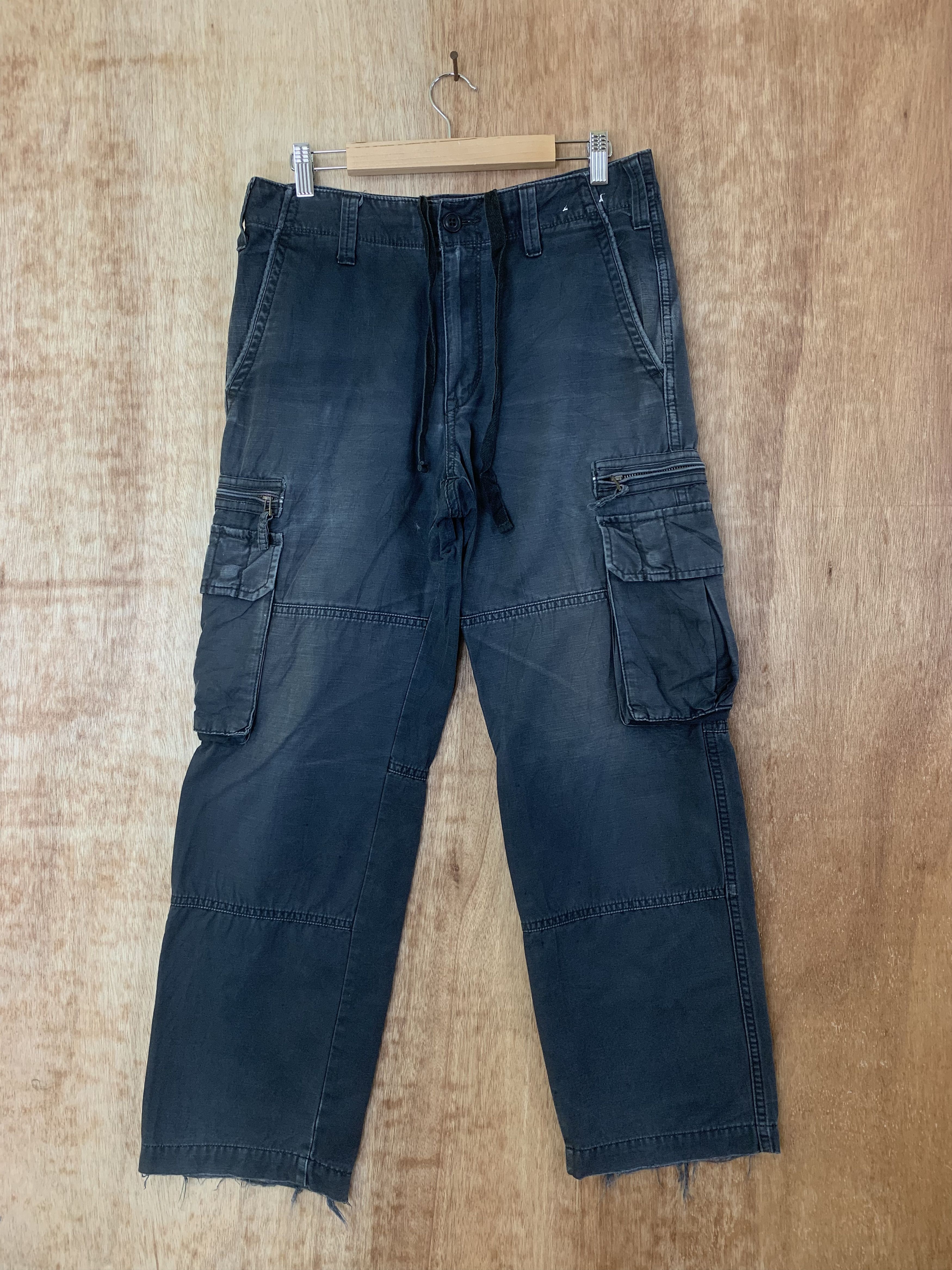 Japanese Brand Cargo Pants Uniqlo Multipocket Dark Blue Streetwear Size US 30 / EU 46 - 1 Thumbnail