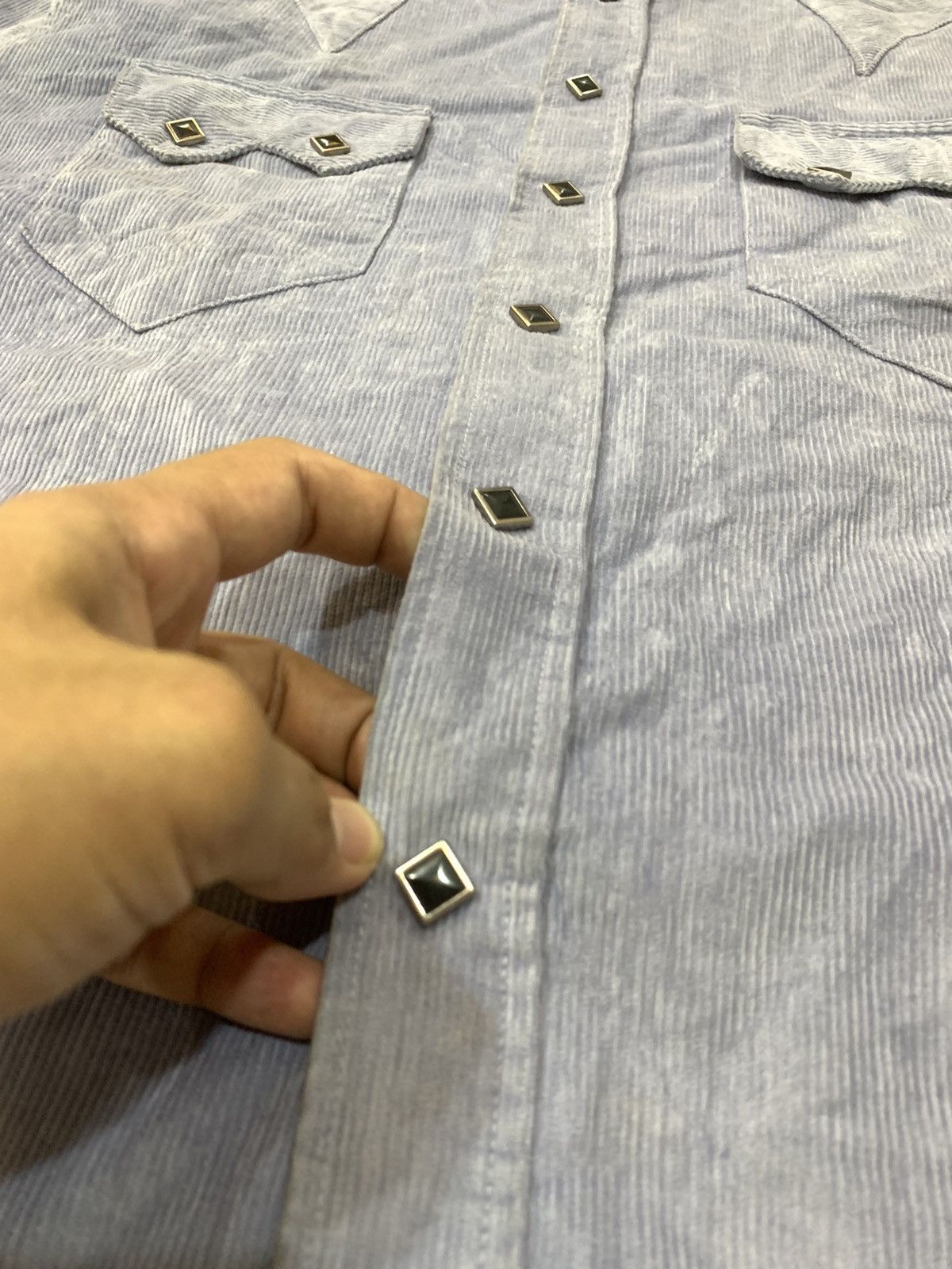 Rockmount Ranch Wear × Vintage ROCKMOUNT RANCH WEAR TRU WEST CORDUROY STONE BUTTON SHIRT Size US L / EU 52-54 / 3 - 7 Thumbnail