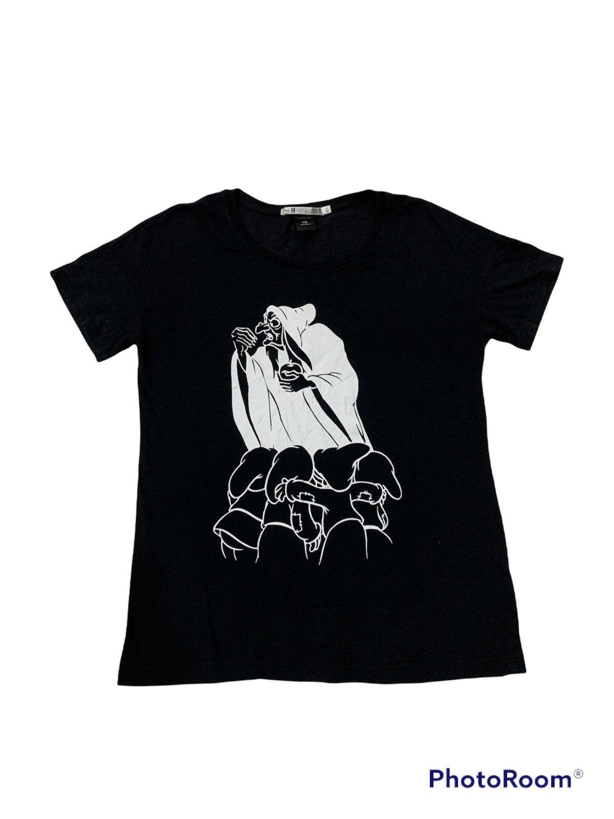 UNIQLO UNDERCOVER SNOW WHITE DWARF