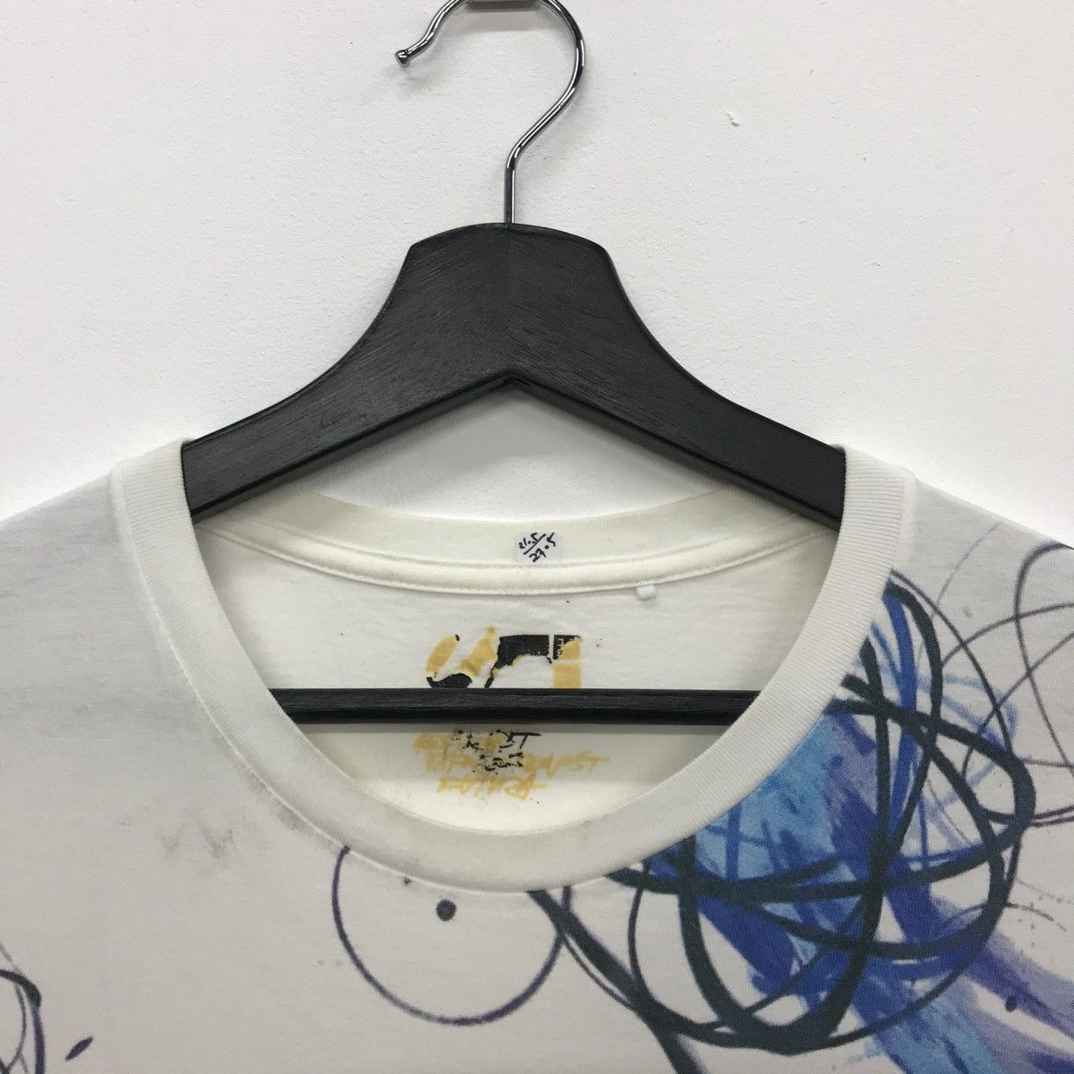 Futura × Japanese Brand × Uniqlo FUTURA OVERPRINT by Uniqlo men Tshirt Size US L / EU 52-54 / 3 - 4 Thumbnail