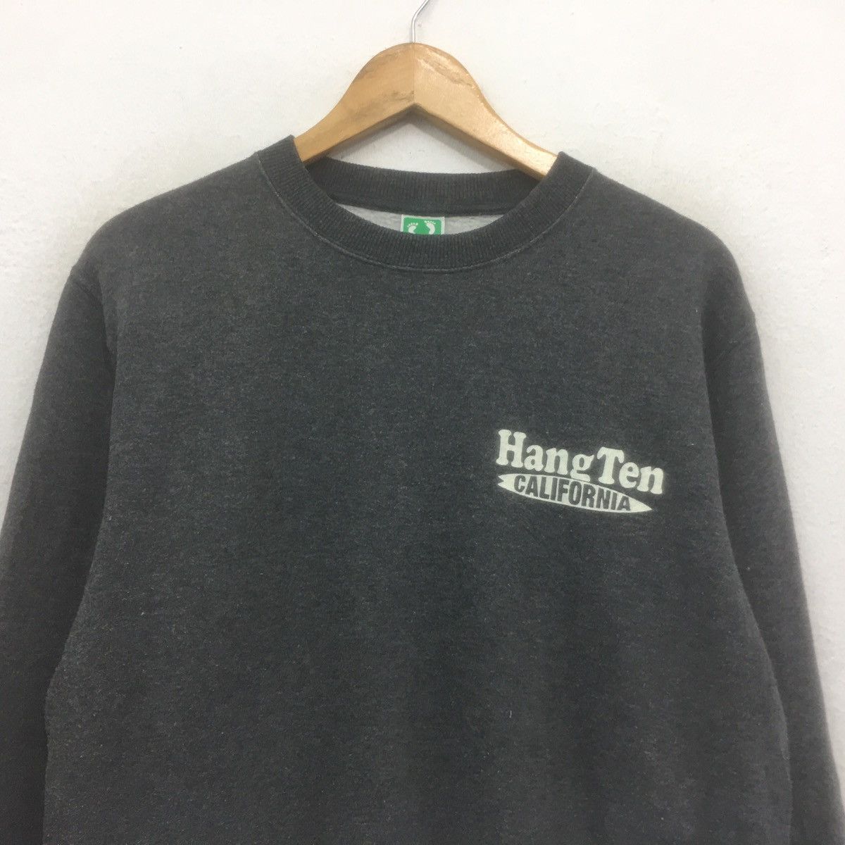 Hang Ten Vintage Hang Ten California Sweatshirt Crewneck Big Logo Size US L / EU 52-54 / 3 - 5 Thumbnail