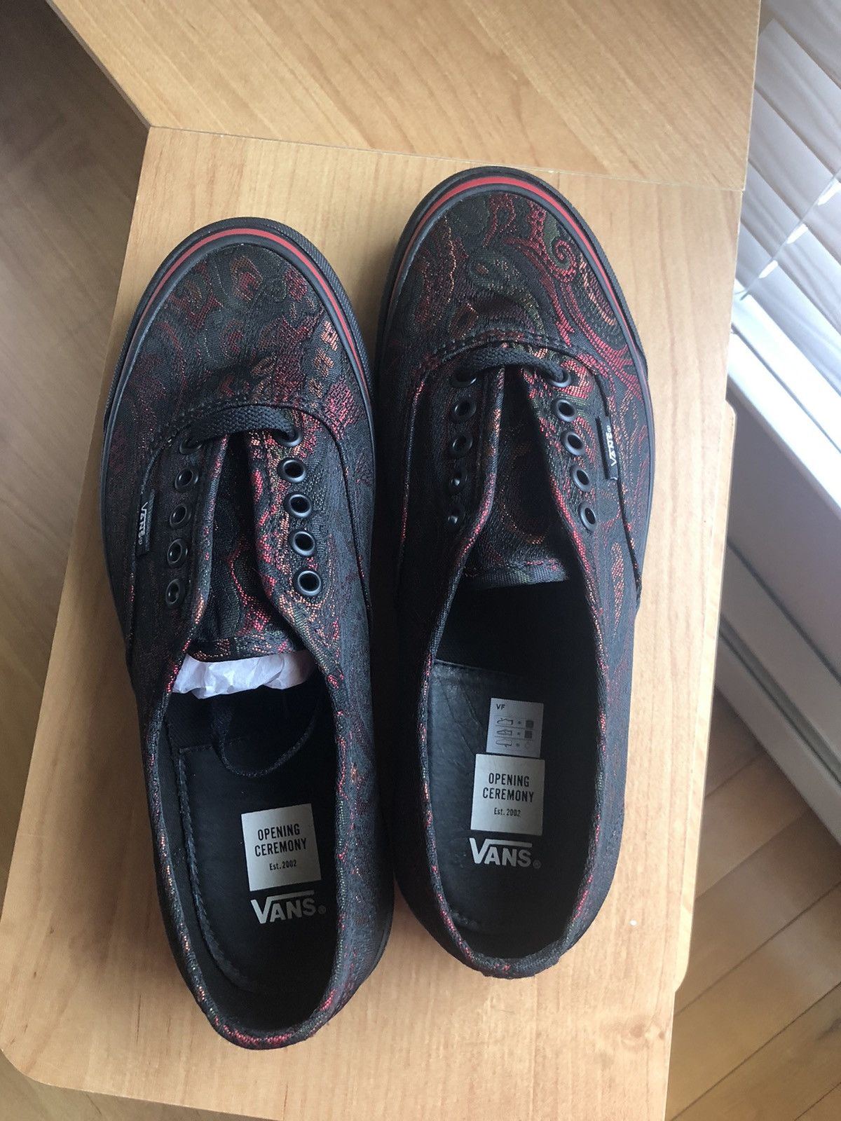 Opening Ceremony × Vans Opening Ceremony x Vans Vault “Paisley” Tango Red/Black Size US 9 / EU 42 - 3 Thumbnail
