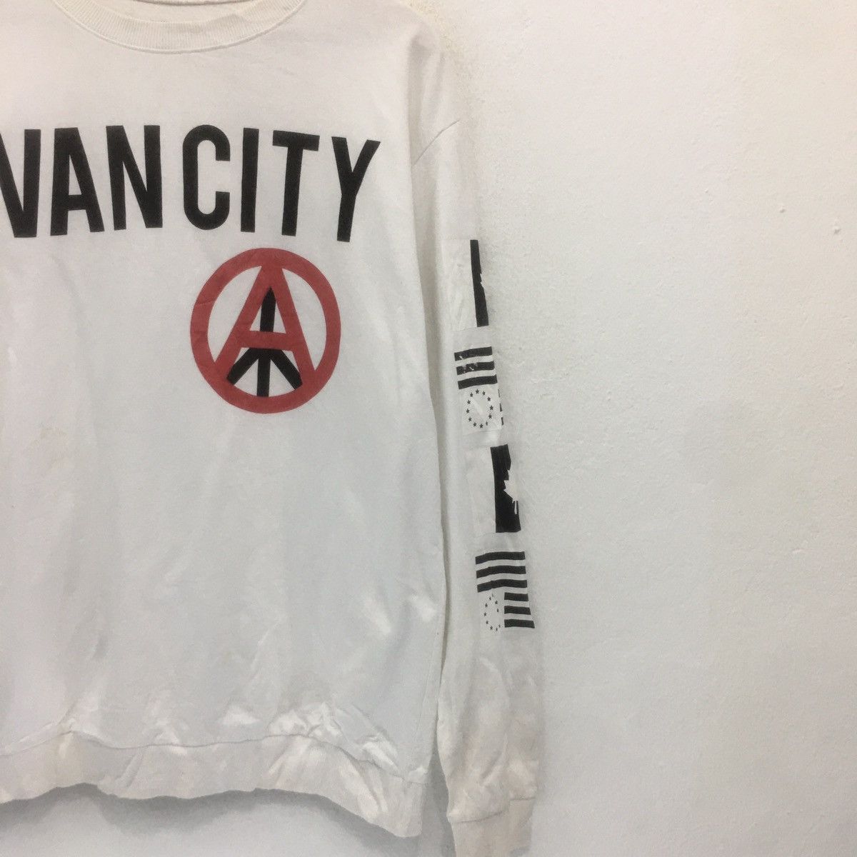 Japanese Brand BLVCK VANCITY Sweatshirt Crewneck Size US M / EU 48-50 / 2 - 5 Thumbnail