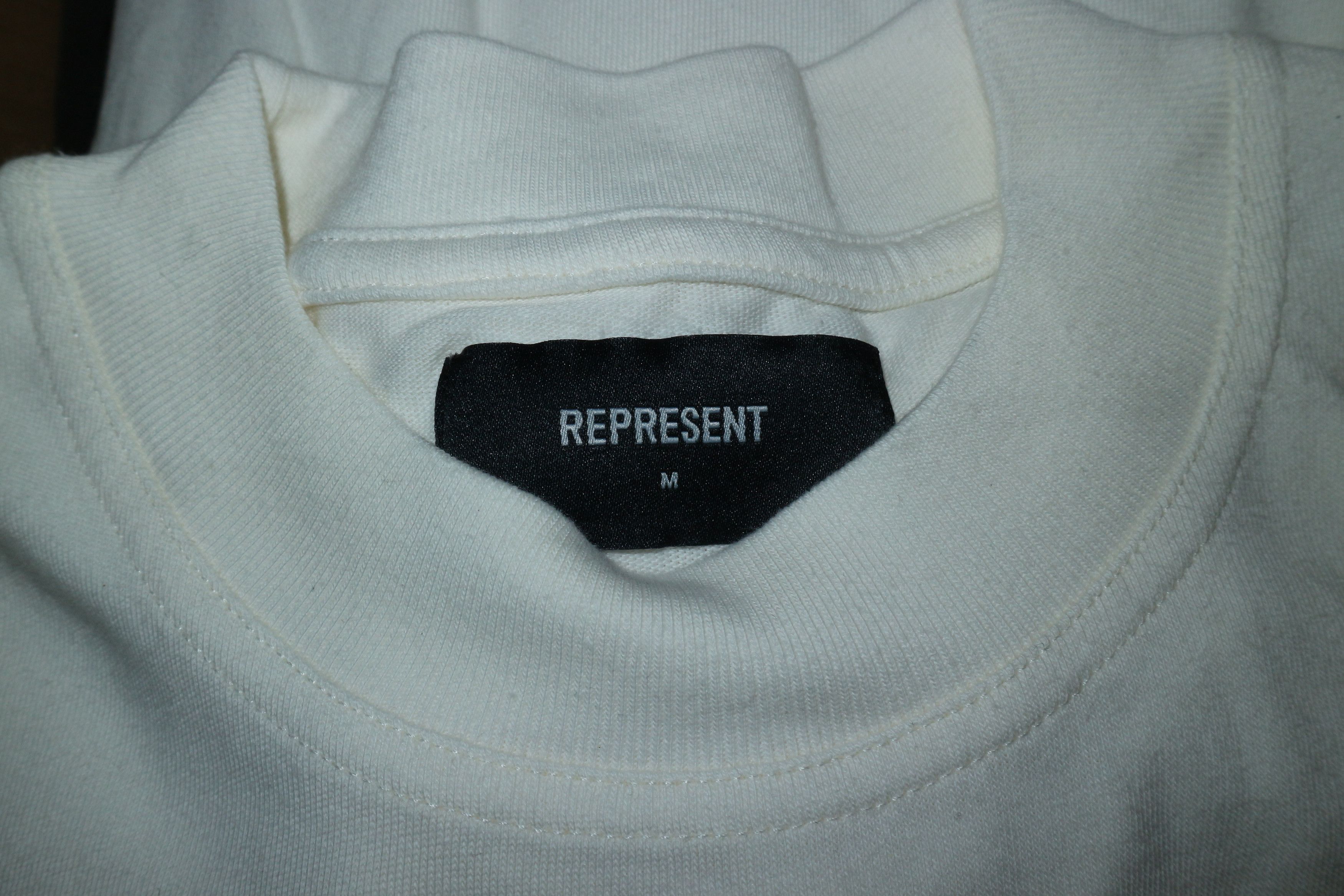 Represent Clo. SHARK PRINT T-SHIRT Size US M / EU 48-50 / 2 - 10 Thumbnail