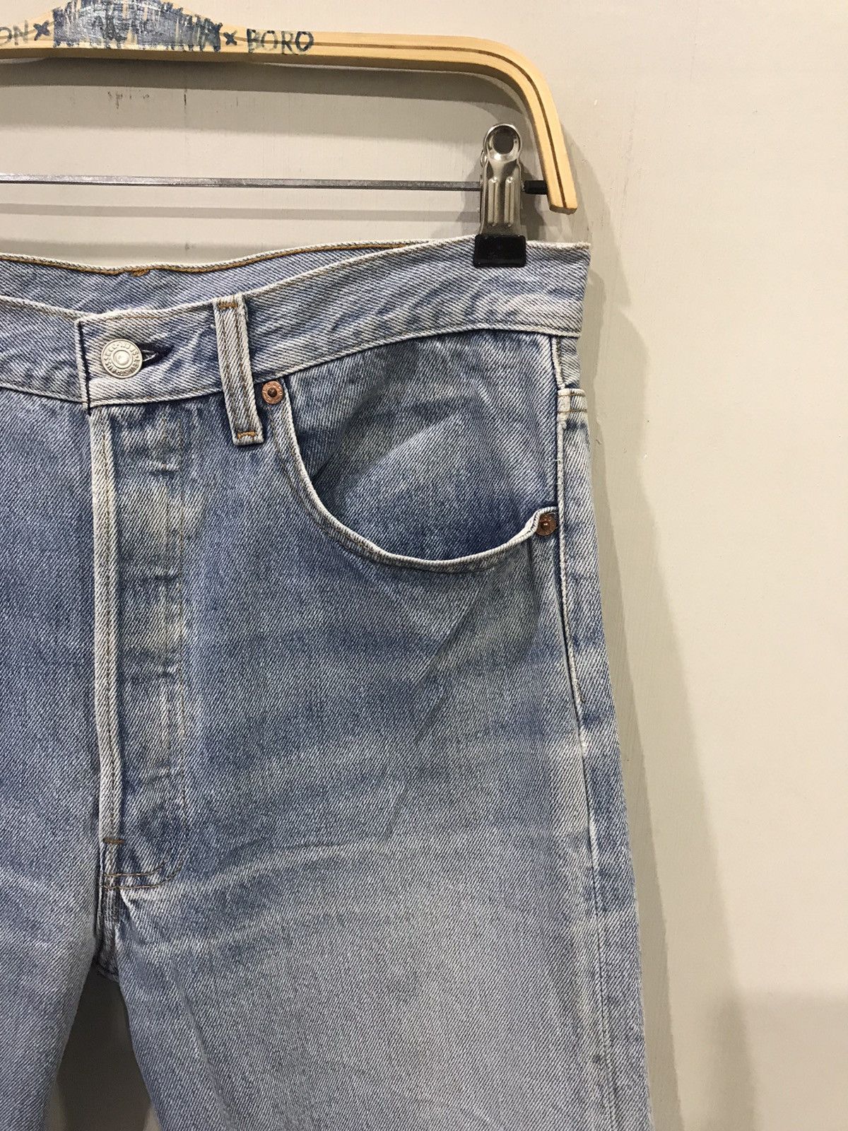 Levi's × Vintage Vintage Levis 501 Light Wash Denim Size US 31 - 2 Thumbnail