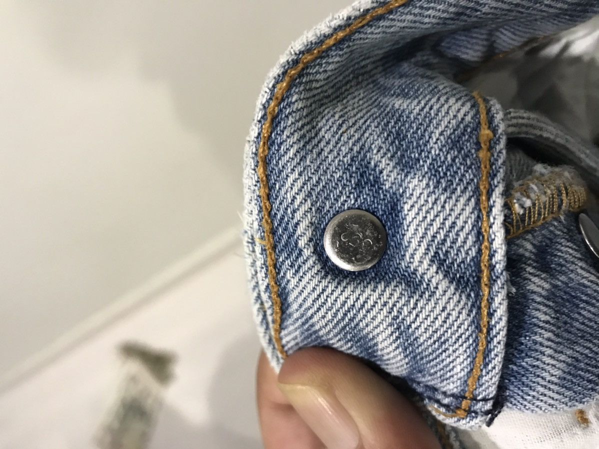 Levi's × Vintage Vintage Levis 501 Light Wash Denim Size US 31 - 14 Thumbnail