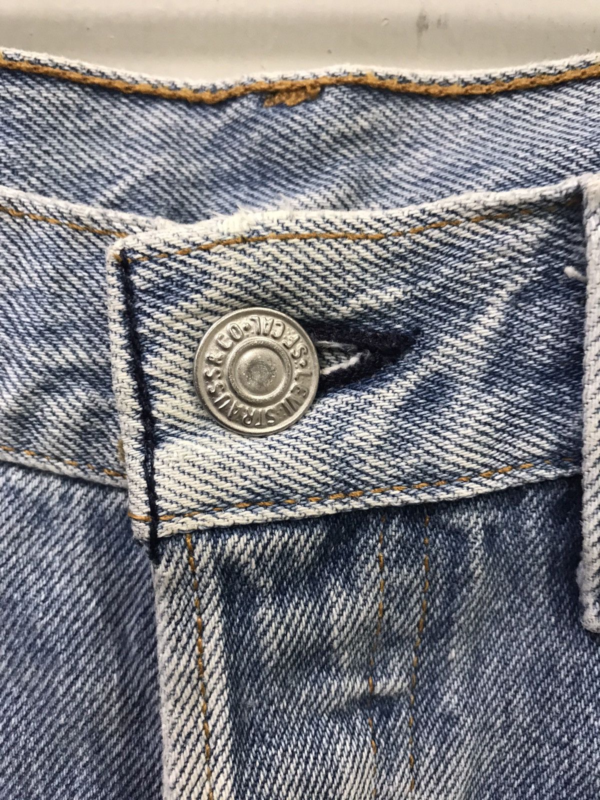 Levi's × Vintage Vintage Levis 501 Light Wash Denim Size US 31 - 6 Thumbnail