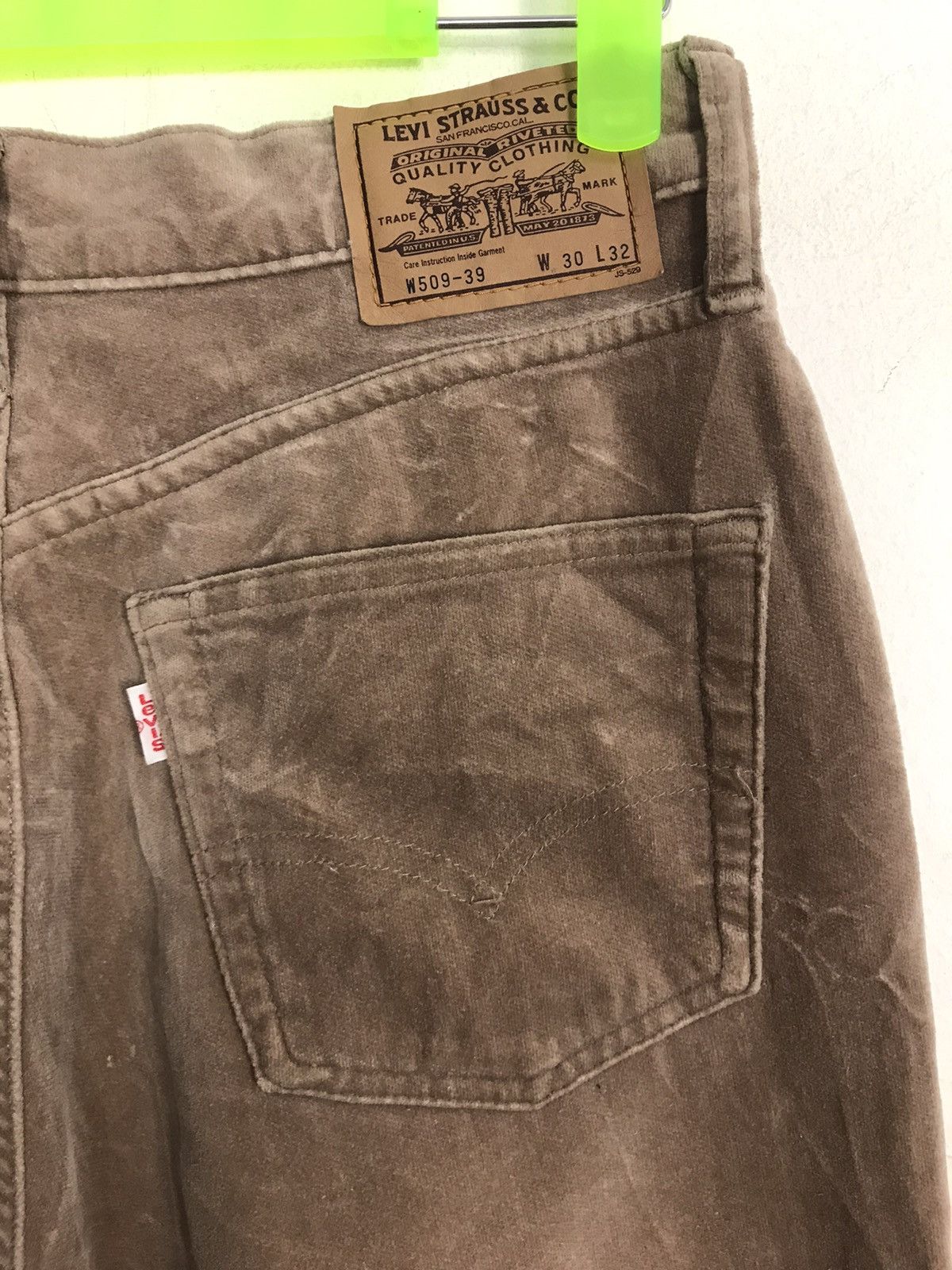 Levi's Levi’s & Strauss Lot 509–39 Distressed Denim Brown Jeans Size 28" / US 6 / IT 42 - 4 Thumbnail