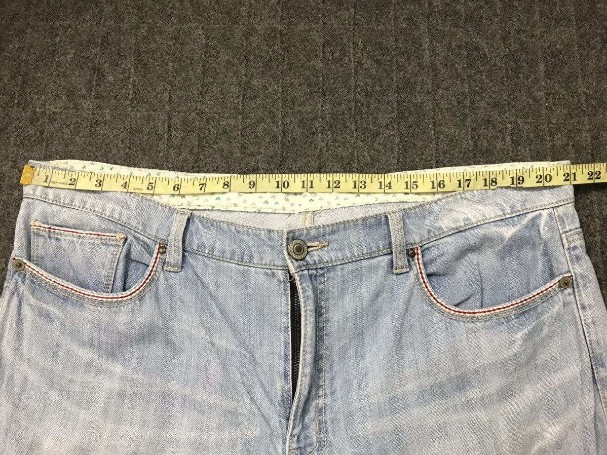 Japanese Brand × Vintage Uniqlo Jeans Light Indigo Straight Cut Style Design Size 42 Size US 40 / EU 56 - 8 Thumbnail