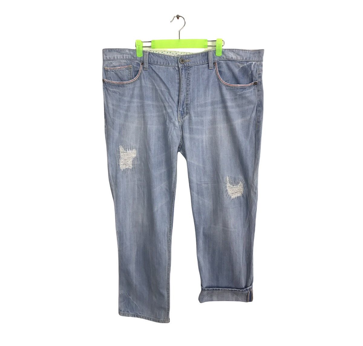 Japanese Brand × Vintage Uniqlo Jeans Light Indigo Straight Cut Style Design Size 42 Size US 40 / EU 56 - 1 Thumbnail