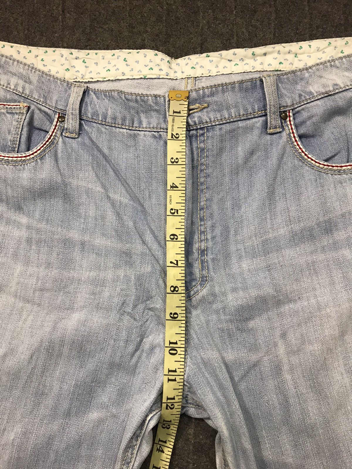Japanese Brand × Vintage Uniqlo Jeans Light Indigo Straight Cut Style Design Size 42 Size US 40 / EU 56 - 11 Thumbnail