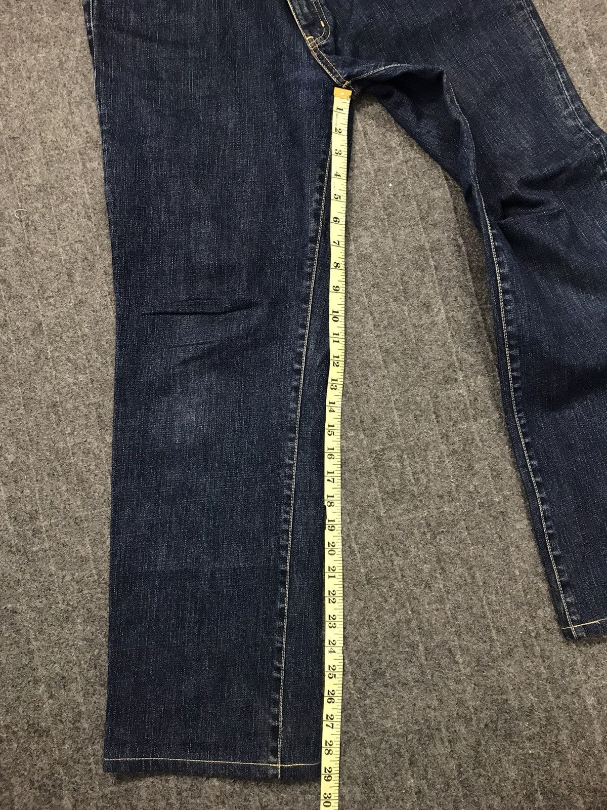 Japanese Brand × Uniqlo Uniqlo S-002 Distressed Denim Jeans Indigo Straight Cut Size US 30 / EU 46 - 12 Thumbnail