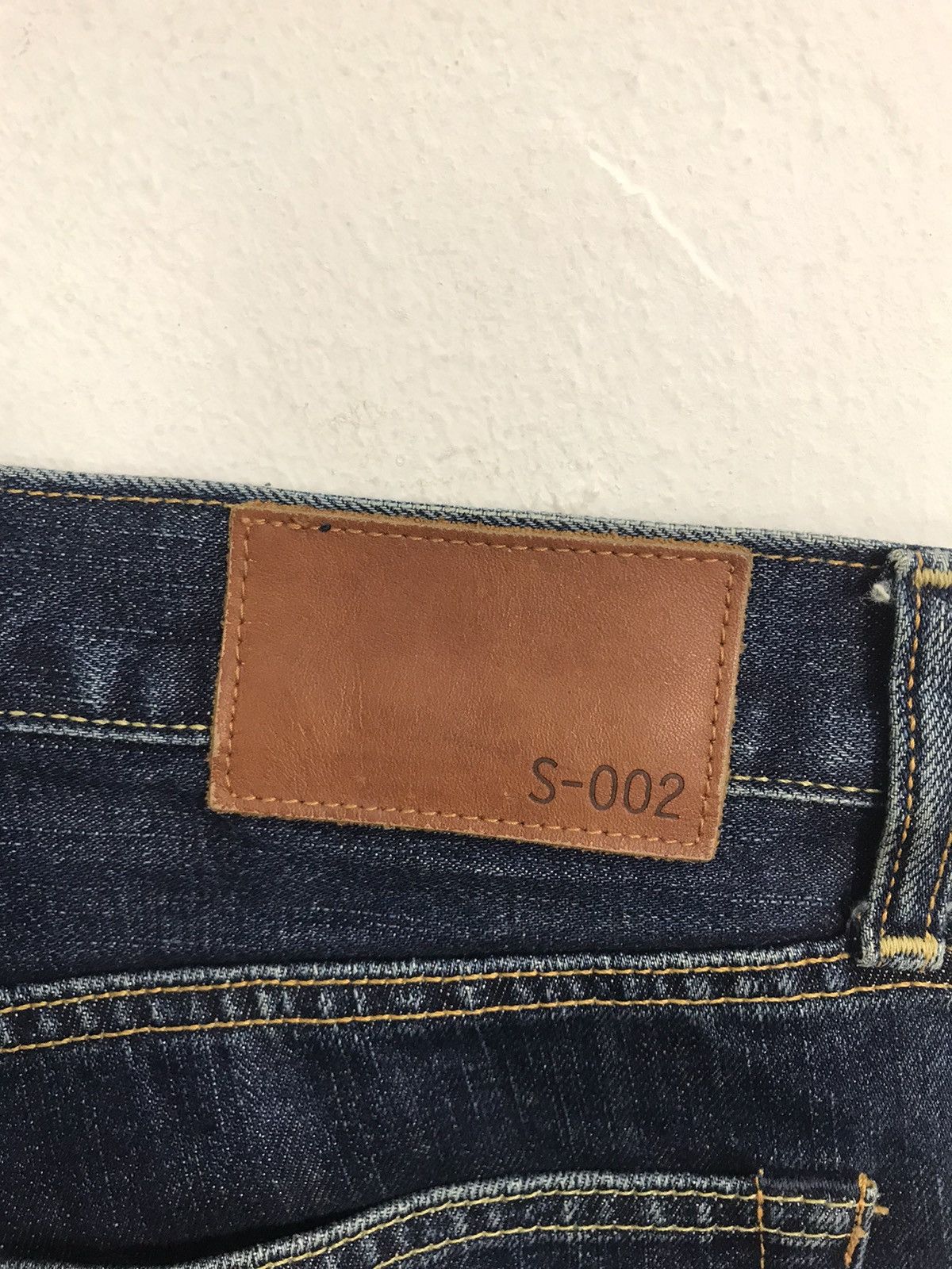 Japanese Brand × Uniqlo Uniqlo S-002 Distressed Denim Jeans Indigo Straight Cut Size US 30 / EU 46 - 3 Thumbnail
