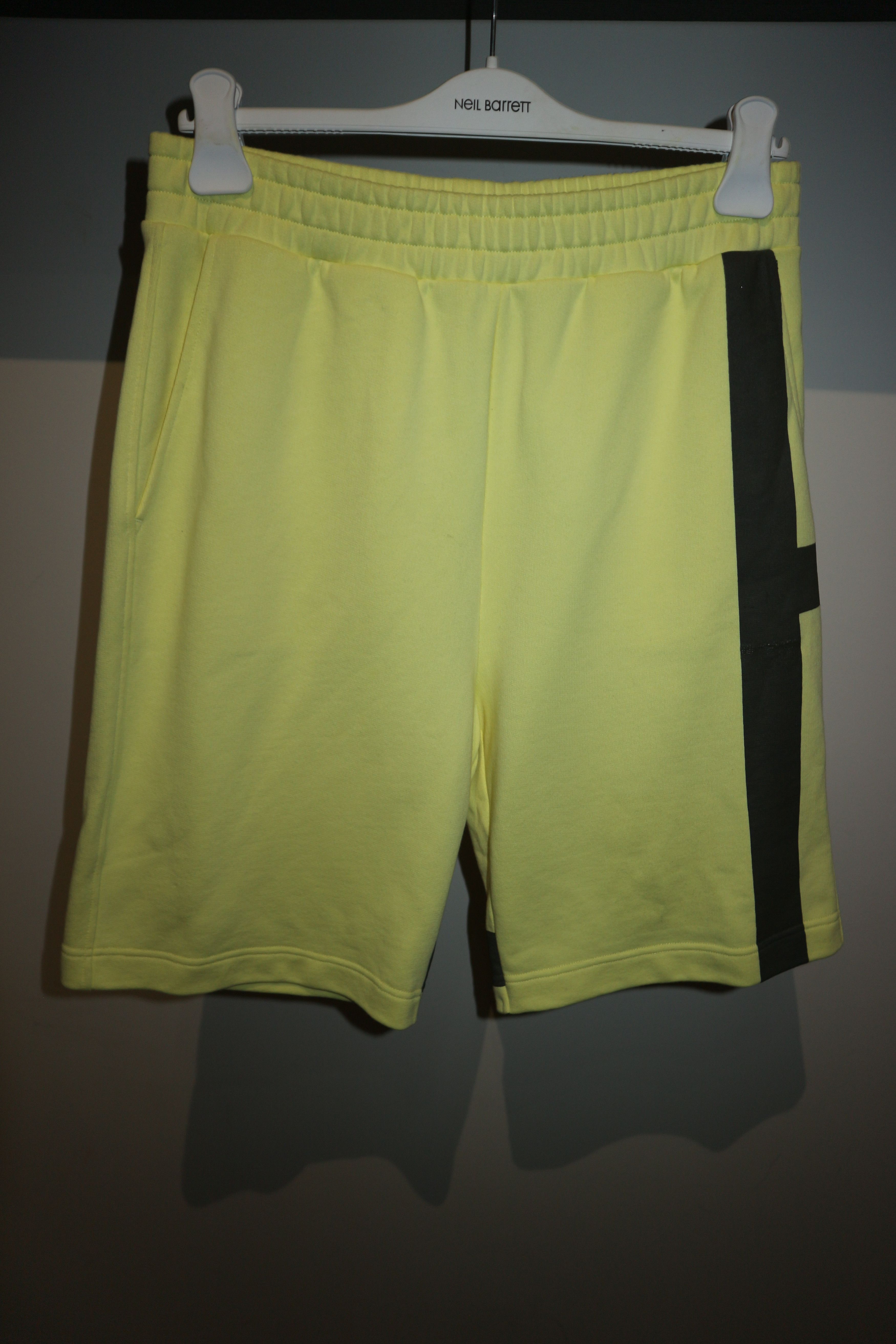Helmut Lang Stripe short Size US 32 / EU 48 - 4 Thumbnail