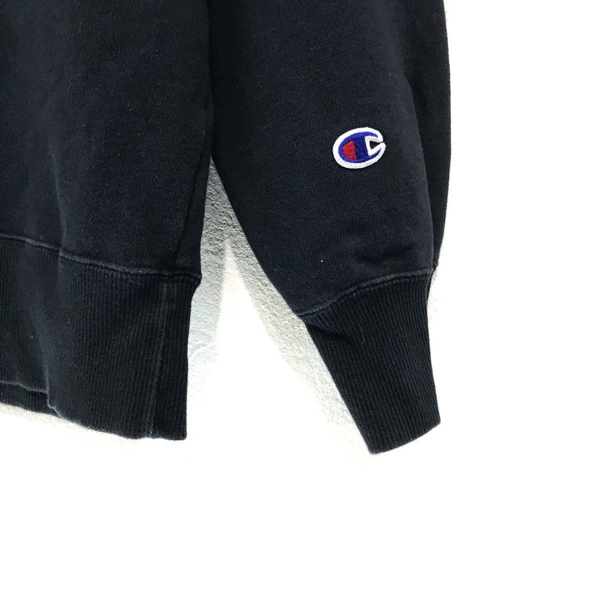Champion × Vintage Vintage Champion Sweatshirt Crewneck Embroidery Champion Size US S / EU 44-46 / 1 - 4 Thumbnail