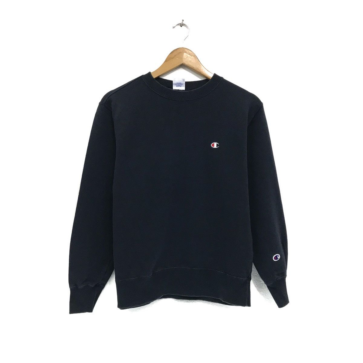 Champion × Vintage Vintage Champion Sweatshirt Crewneck Embroidery Champion Size US S / EU 44-46 / 1 - 1 Thumbnail