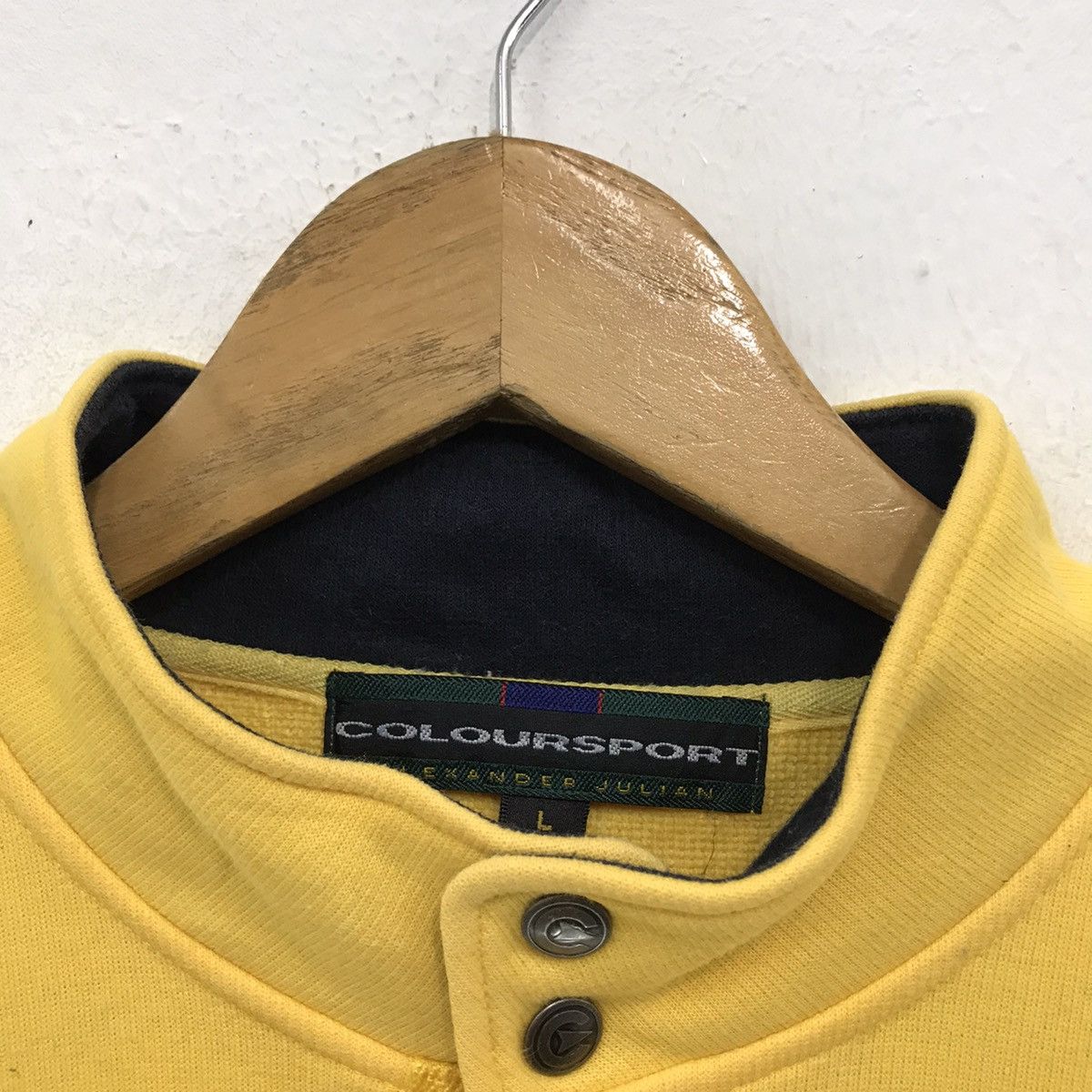 Alexander Julian × Japanese Brand Alexander Julian Half Button Nice Colour Size US M / EU 48-50 / 2 - 3 Thumbnail