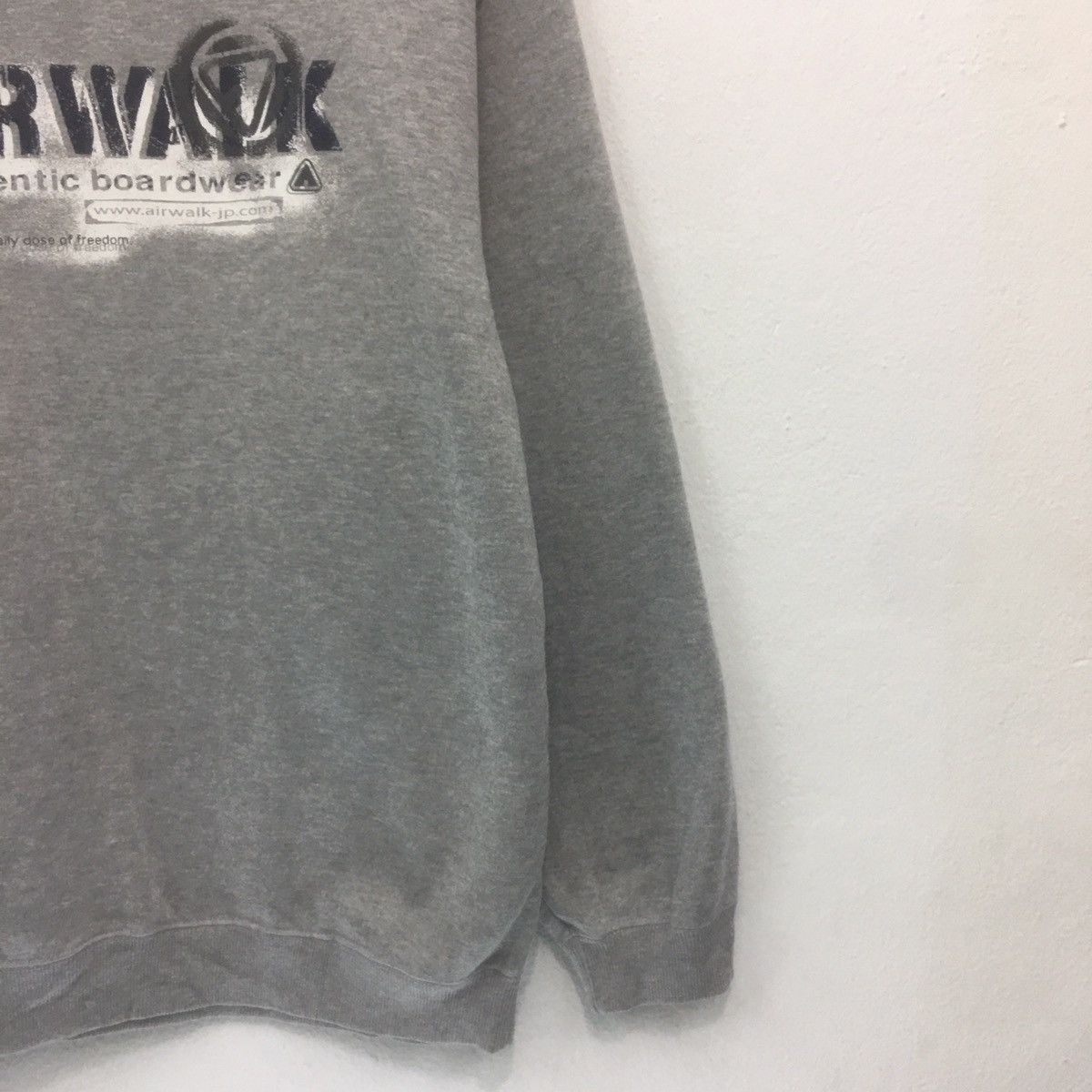 Airwalk × Vintage AIRWALK Authentic Boardwear Sweatshirt Crewneck BigLogo Size US M / EU 48-50 / 2 - 4 Thumbnail