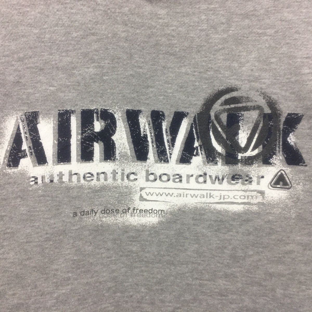 Airwalk × Vintage AIRWALK Authentic Boardwear Sweatshirt Crewneck BigLogo Size US M / EU 48-50 / 2 - 3 Thumbnail