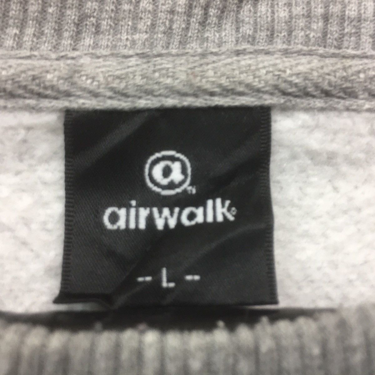 Airwalk × Vintage AIRWALK Authentic Boardwear Sweatshirt Crewneck BigLogo Size US M / EU 48-50 / 2 - 6 Thumbnail