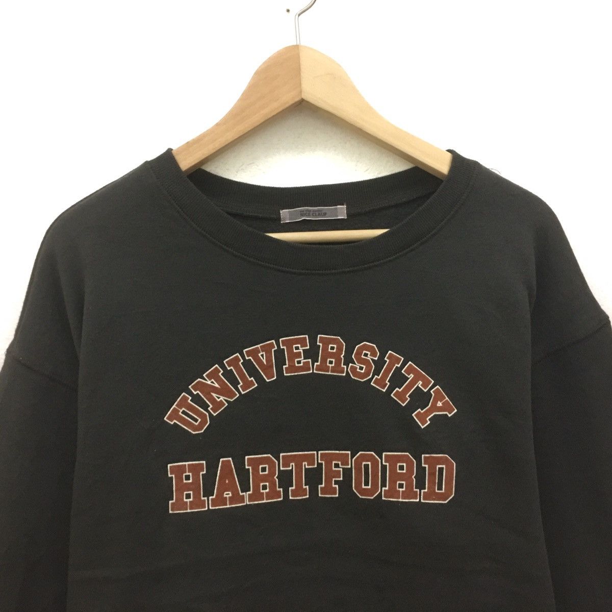 Vintage Vintage University Hartford Cropped University Hartford Size M / US 6-8 / IT 42-44 - 2 Thumbnail