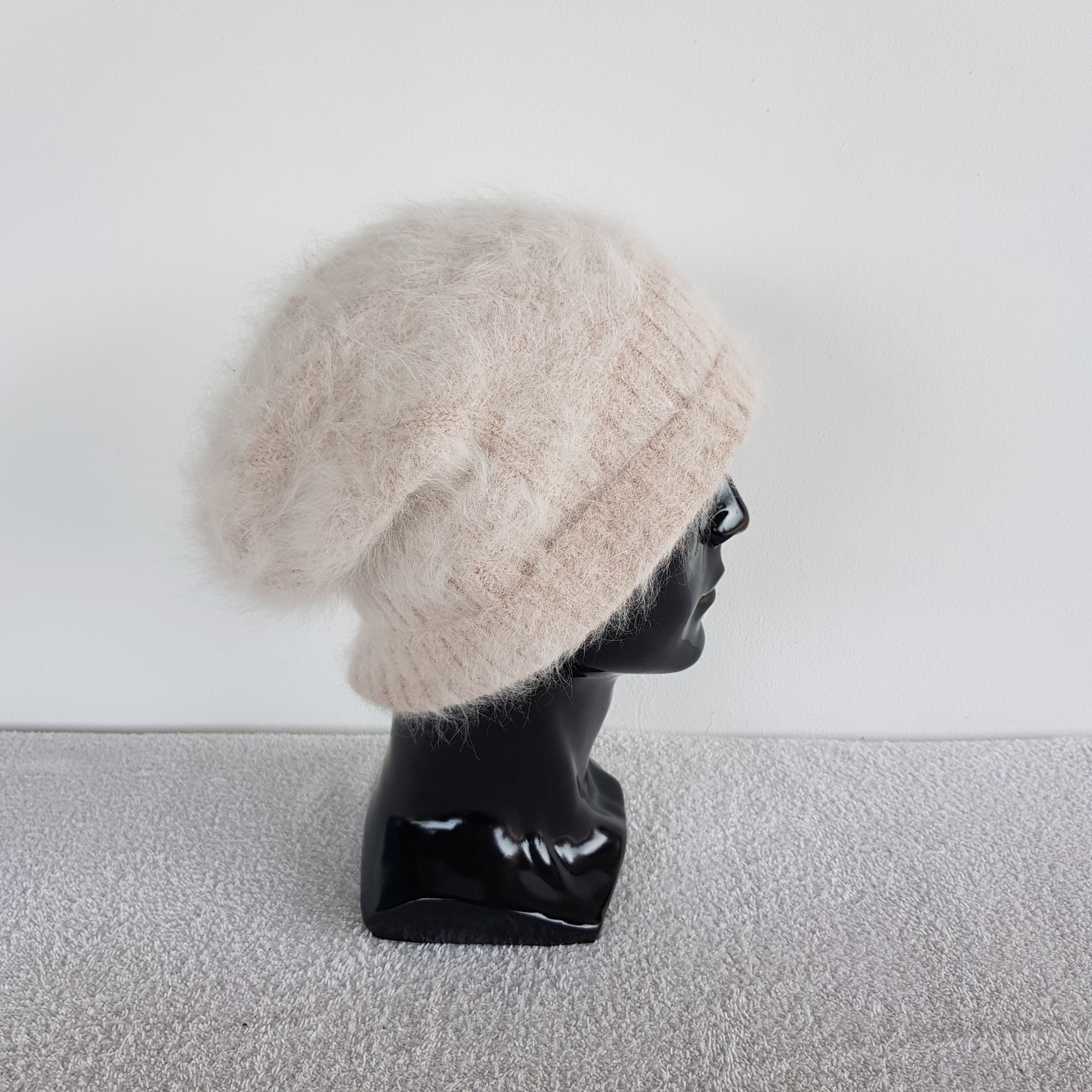 Japanese Brand Vintage Faux Fur Beanie Snow Cap Japanese Hats - AC10702. Size ONE SIZE - 3 Thumbnail