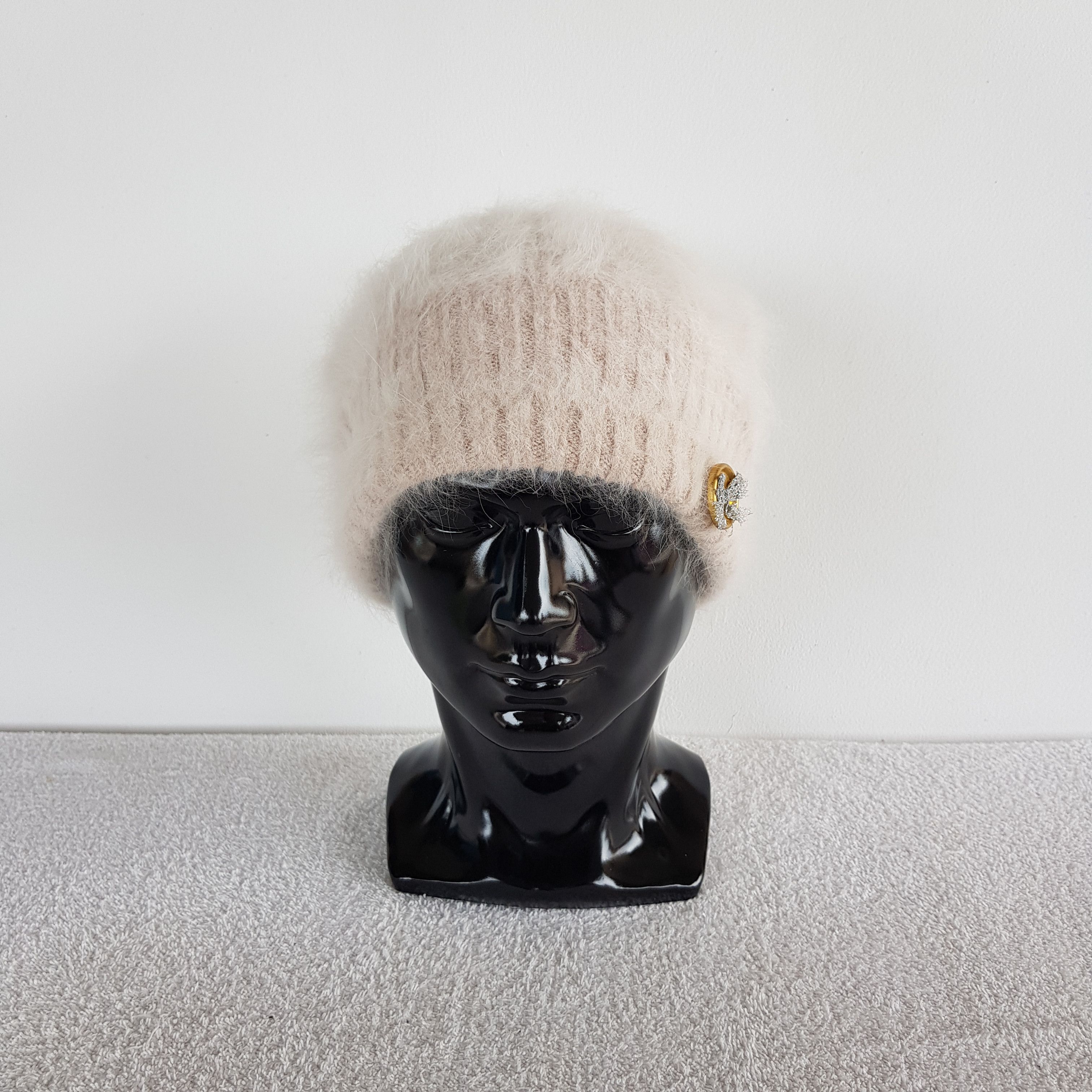 Japanese Brand Vintage Faux Fur Beanie Snow Cap Japanese Hats - AC10702. Size ONE SIZE - 2 Thumbnail