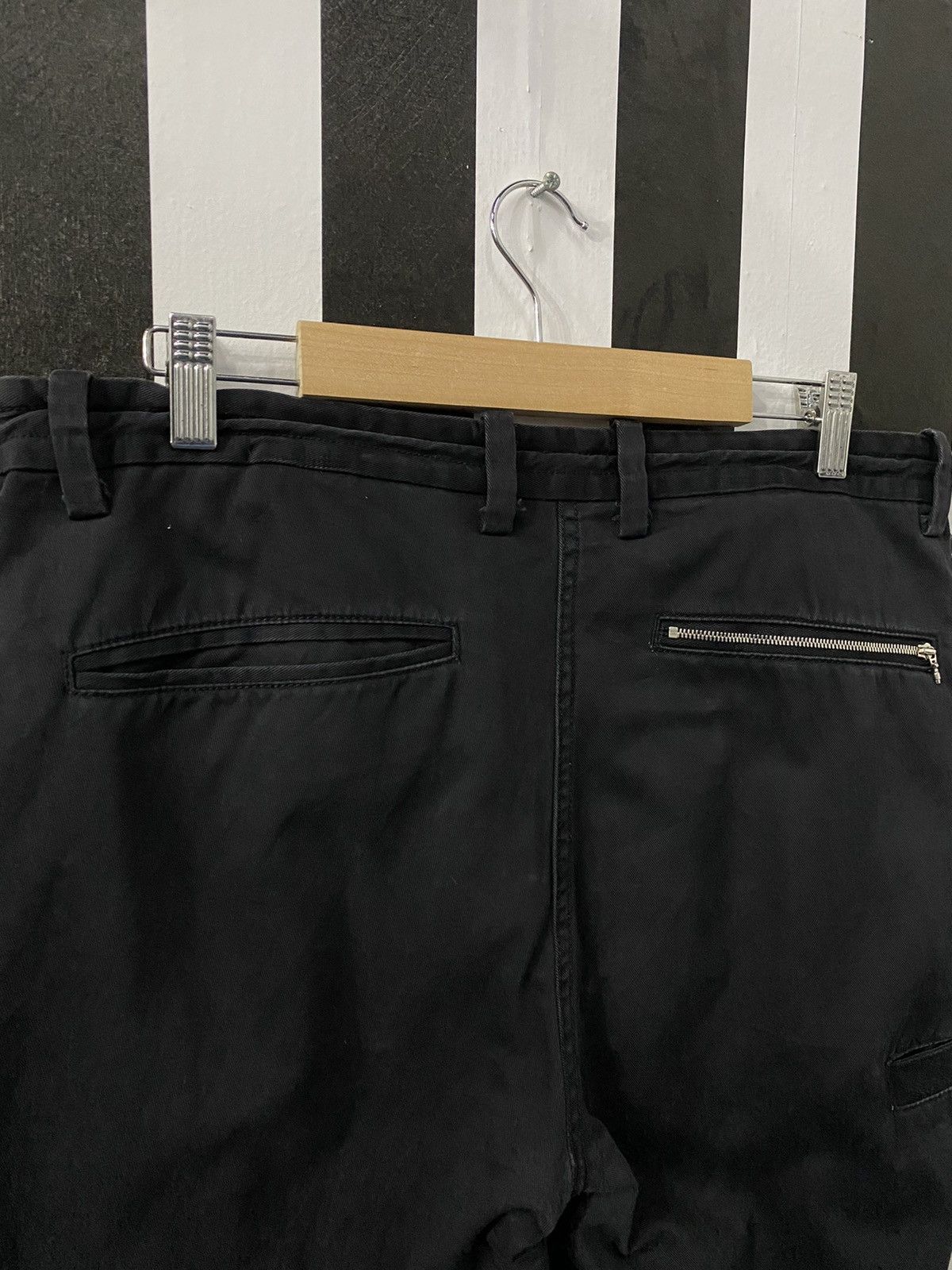 Designer × Japanese Brand Frequent Japan Black Cargo Jogger Pants Size US 33 - 11 Thumbnail