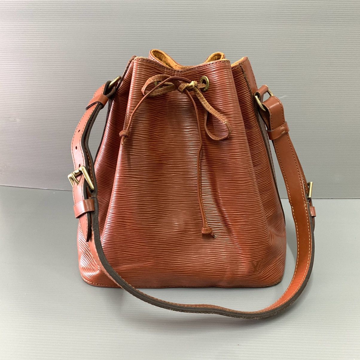 Louis Vuitton Louis Vuitton Epi Leather Petit Noe Size ONE SIZE - 1 Thumbnail