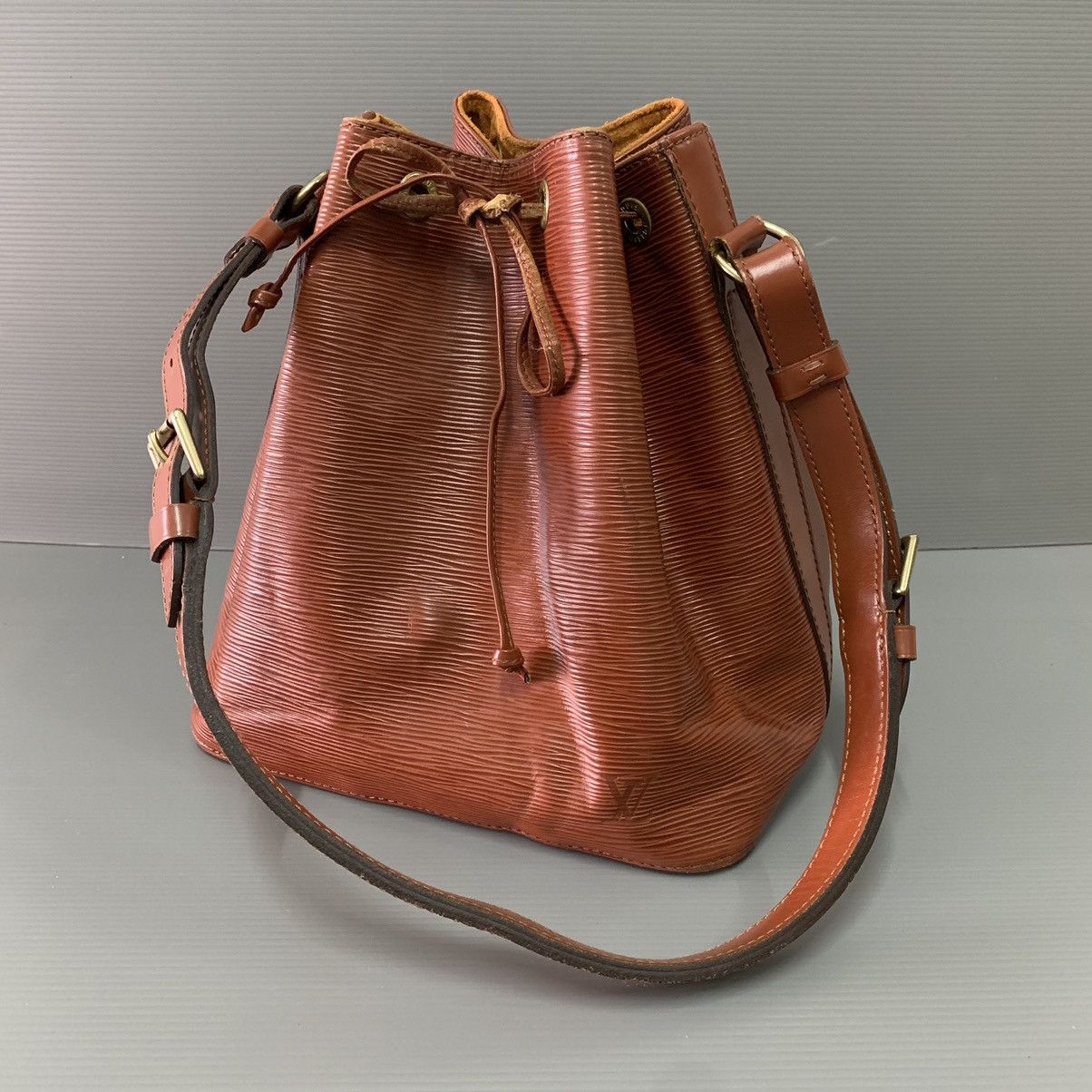 Louis Vuitton Louis Vuitton Epi Leather Petit Noe Size ONE SIZE - 2 Thumbnail