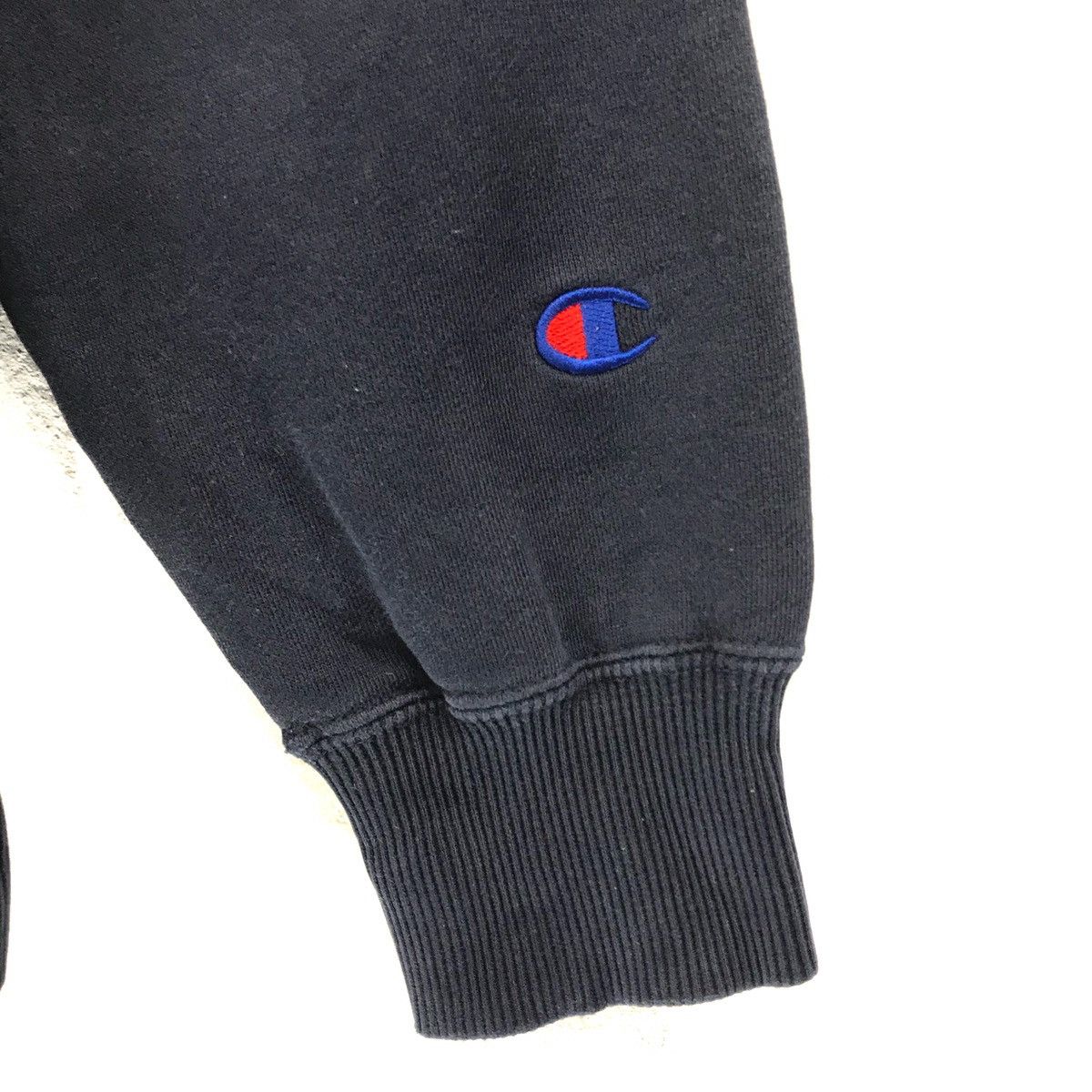 Champion × Vintage Vintage Champion sweatshirt Champion CrewNeck Size US S / EU 44-46 / 1 - 5 Thumbnail