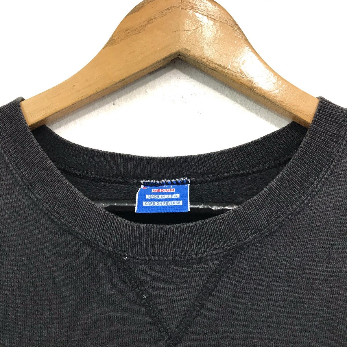Champion × Vintage Vintage Champion Sweatshirt Embroidered Champion Logo Size US M / EU 48-50 / 2 - 5 Thumbnail