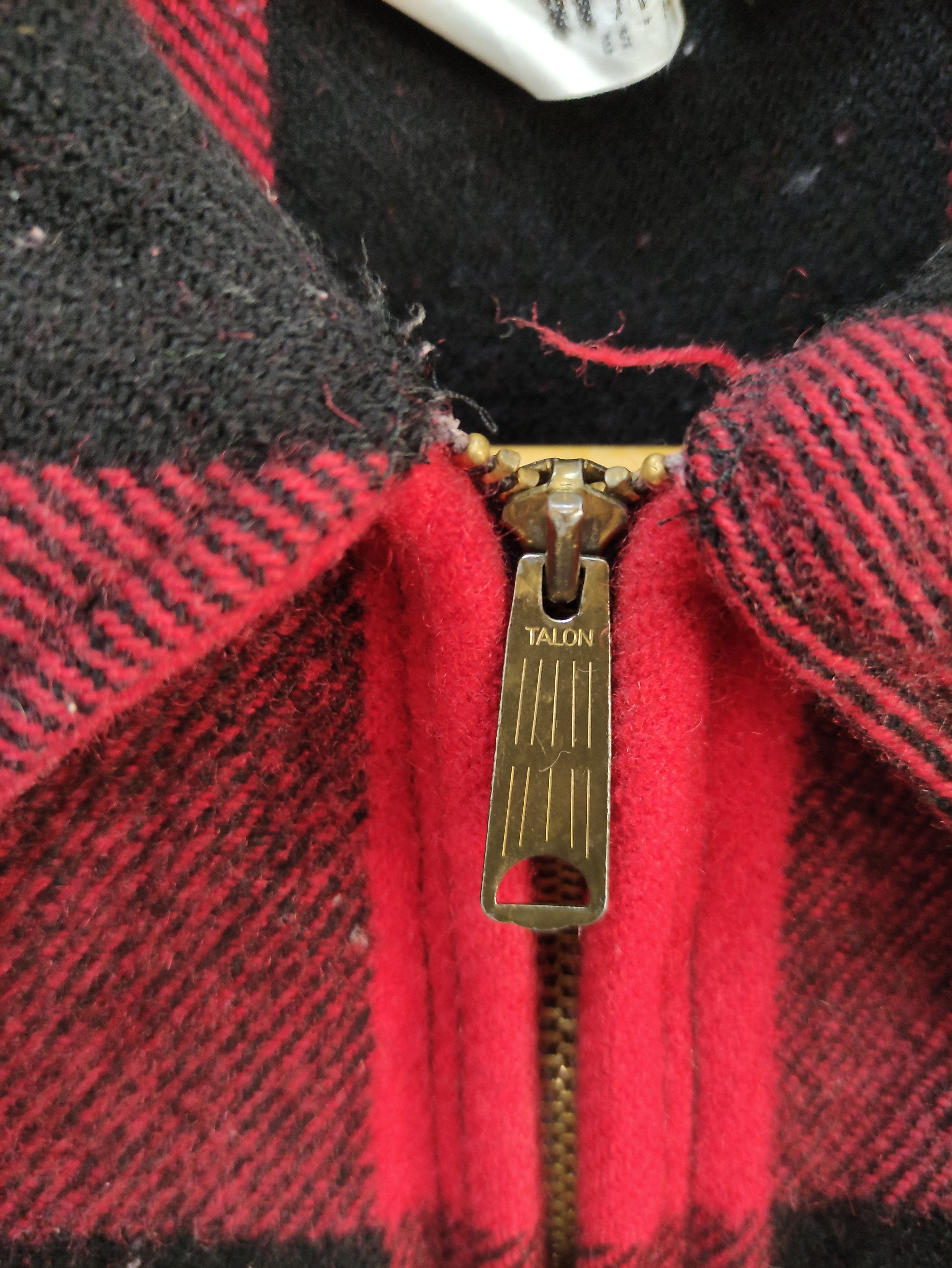 Vintage × Woolrich Woolen Mills Vintage Woolrich 60's Checkered Zip Up Wool Flannel Jacket Size US M / EU 48-50 / 2 - 6 Thumbnail
